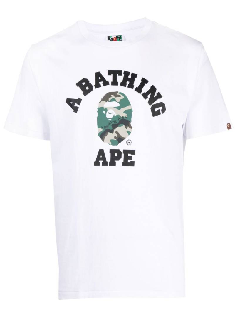 A BATHING APE® logo-patch cotton T-shirt - White von A BATHING APE®