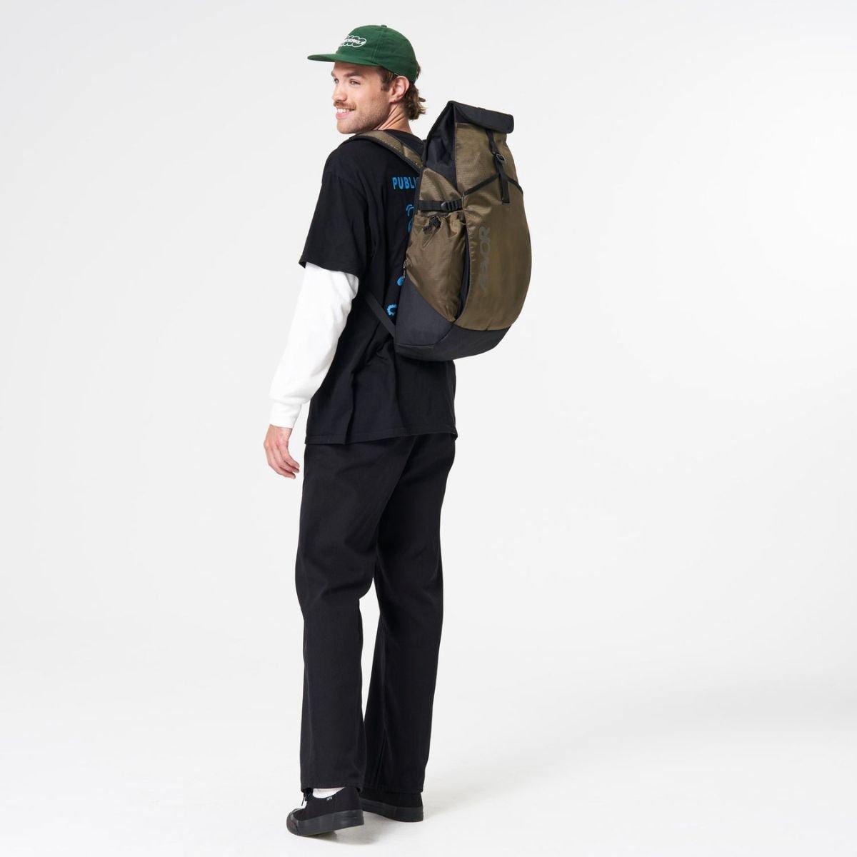 Rollpack Proof Olive Gold - Rucksack Herren  ONE SIZE von AEVOR