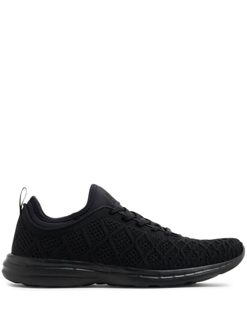APL: ATHLETIC PROPULSION LABS lightweight lace-up sneakers - Black von APL: ATHLETIC PROPULSION LABS