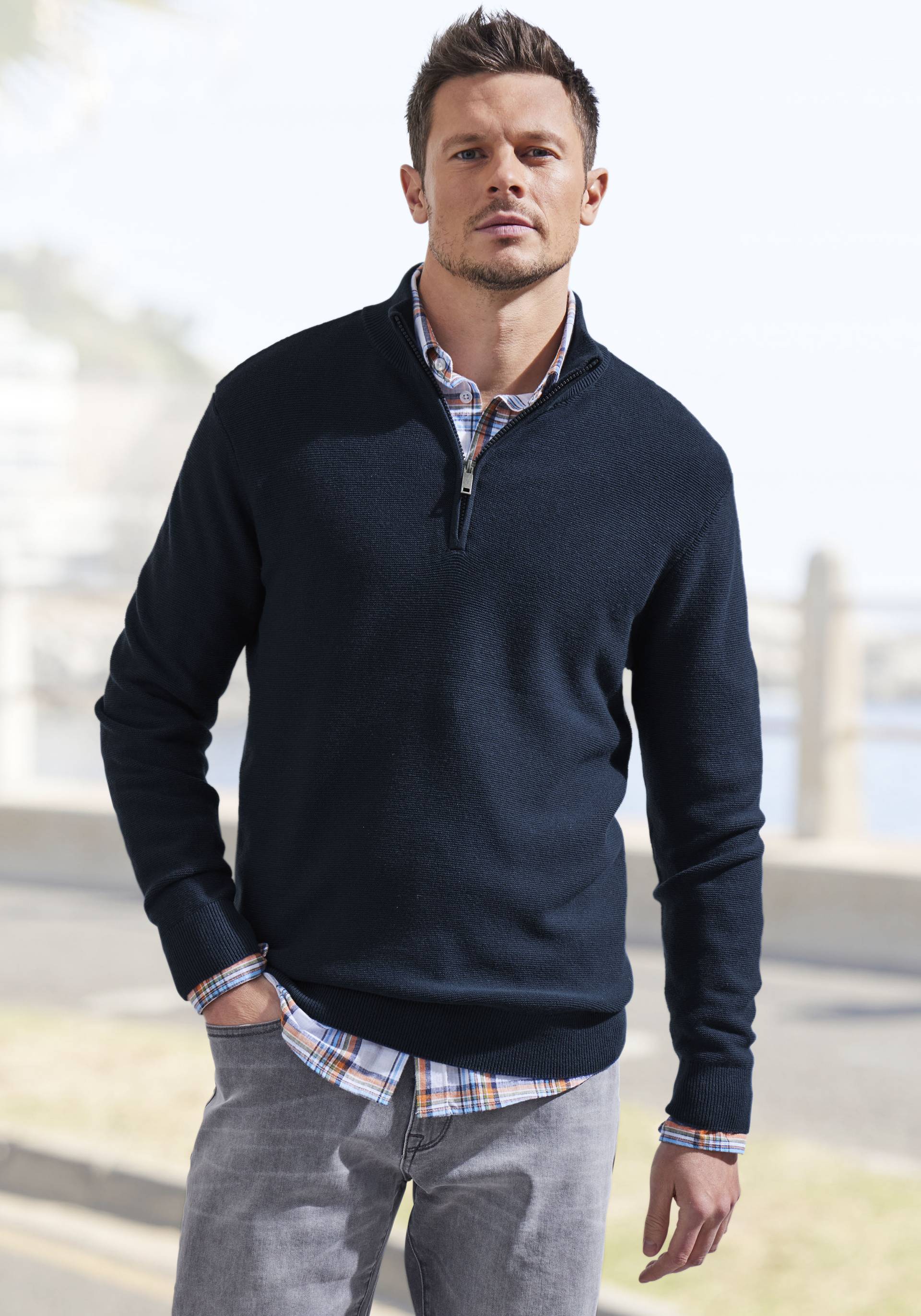 AUTHENTIC LE JOGGER Troyer, Pullover mit Stehkragen und Reissverschluss AUTHENTIC LE JOGGER Troyer, Pullover mit Stehkragen und Reissverschluss von AUTHENTIC LE JOGGER