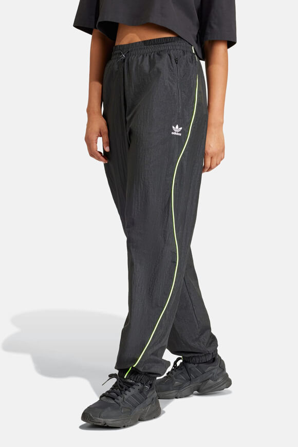 Adidas Originals Parachutehose | Black | Damen  | M von Adidas Originals