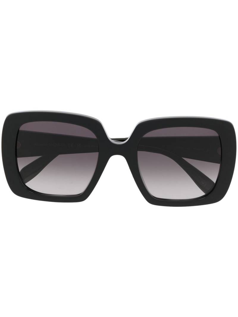 Alexander McQueen Eyewear logo-print rectangle sunglasses - Black von Alexander McQueen Eyewear