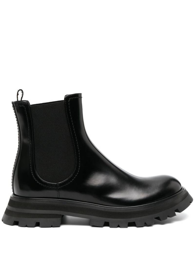 Alexander McQueen Wander Chelsea leather boots - Black von Alexander McQueen