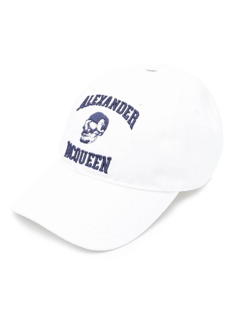 Alexander McQueen embroidered-motif cotton cap - White von Alexander McQueen