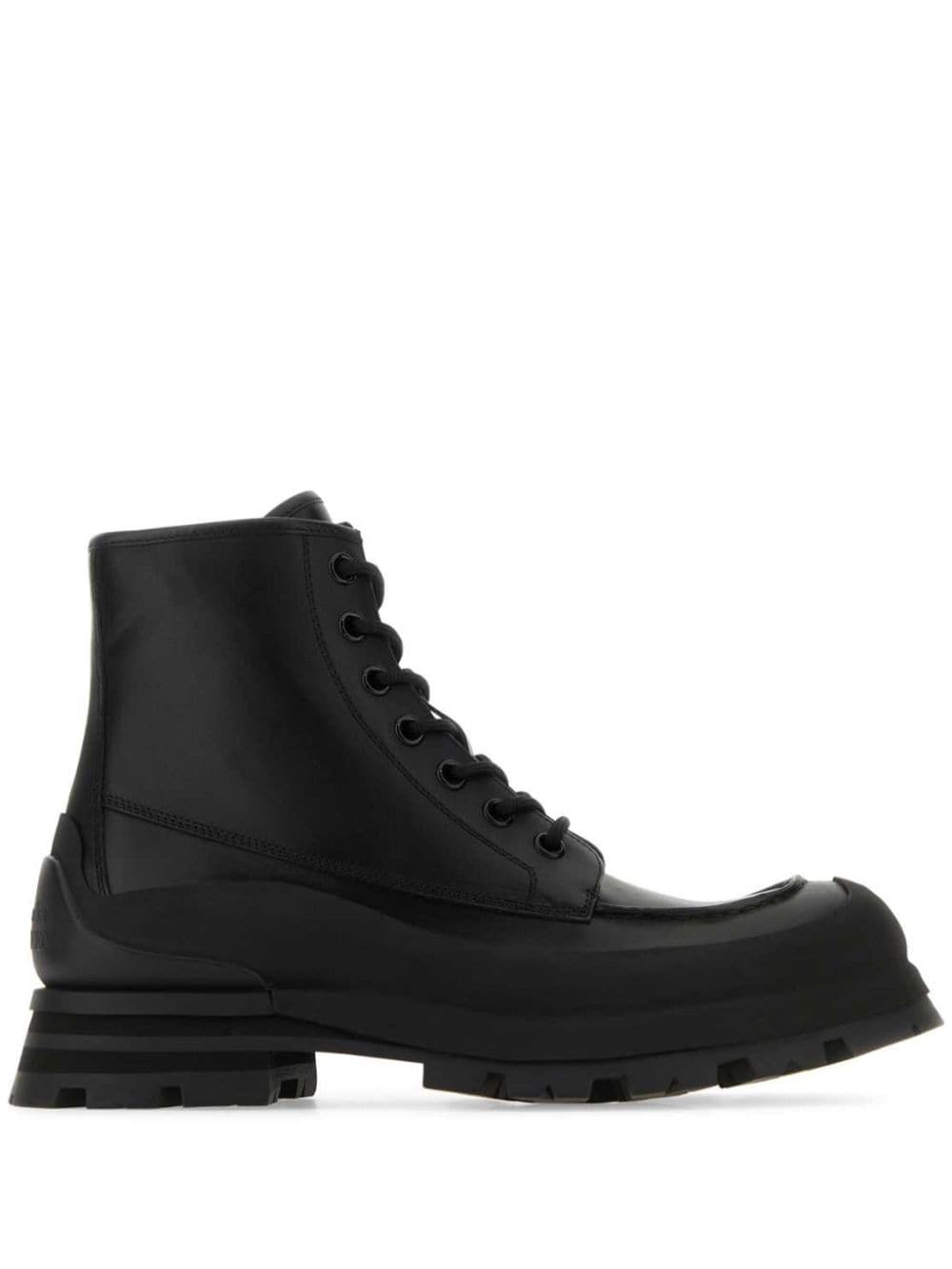 Alexander McQueen logo-embossed leather combat boots - Black von Alexander McQueen