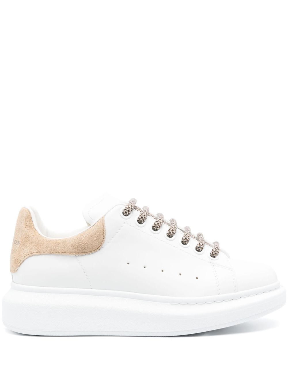 Alexander McQueen Oversized leather sneakers - White von Alexander McQueen