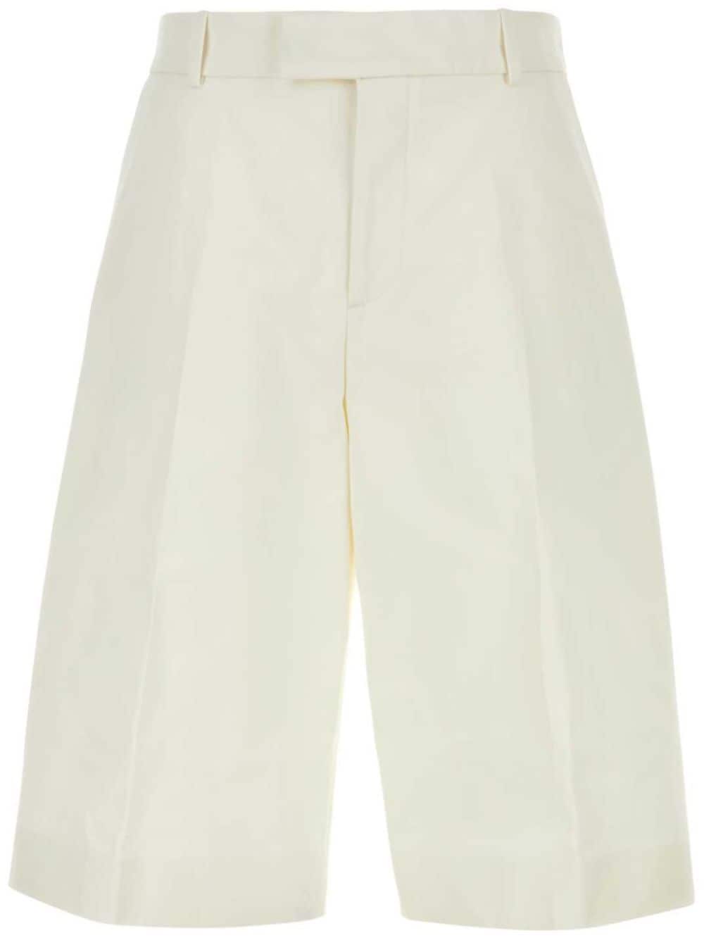 Alexander McQueen pleated twill shorts - White von Alexander McQueen