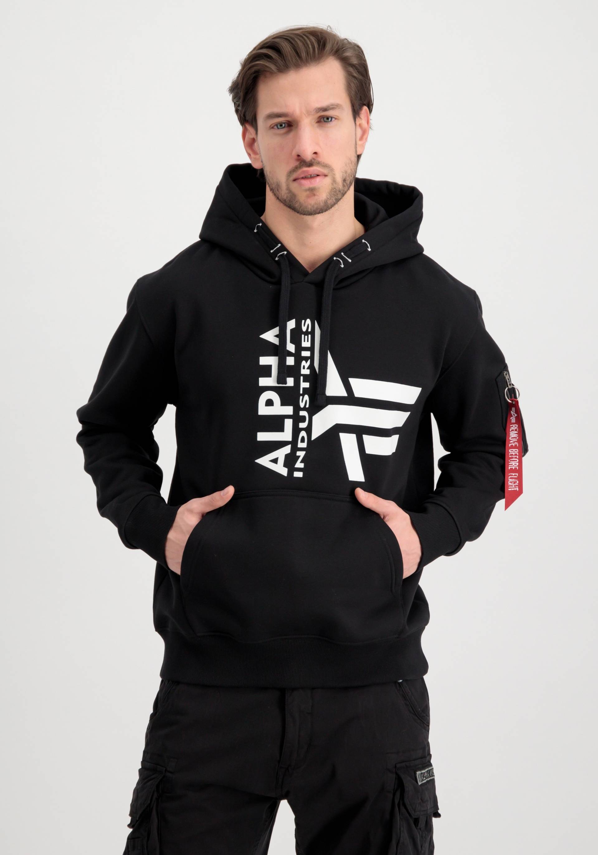 Alpha Industries Hoodie »ALPHA INDUSTRIES Men - Hoodies Half Logo Foam Hoody« von Alpha Industries