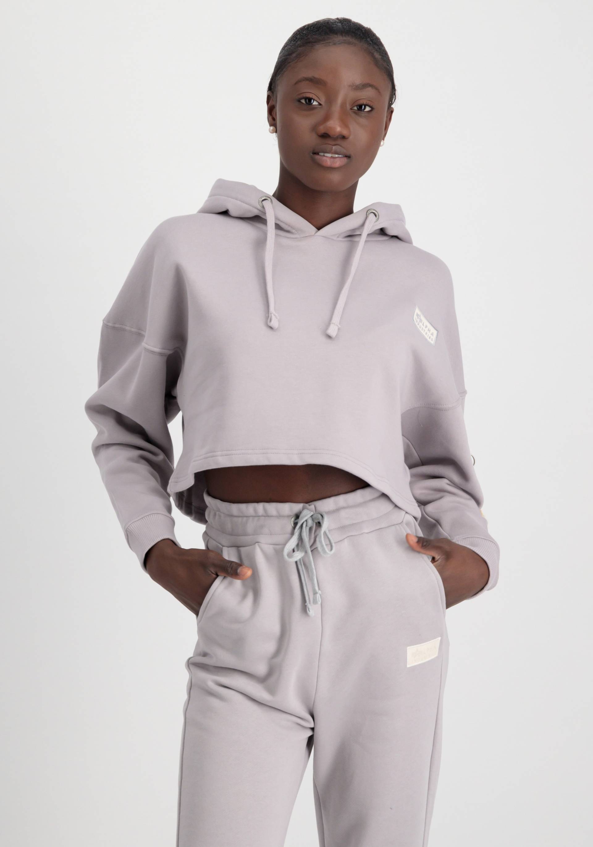 Alpha Industries Hoodie »ALPHA INDUSTRIES Women - Hoodies Organics Cropped OS Hoody Wmn« von Alpha Industries