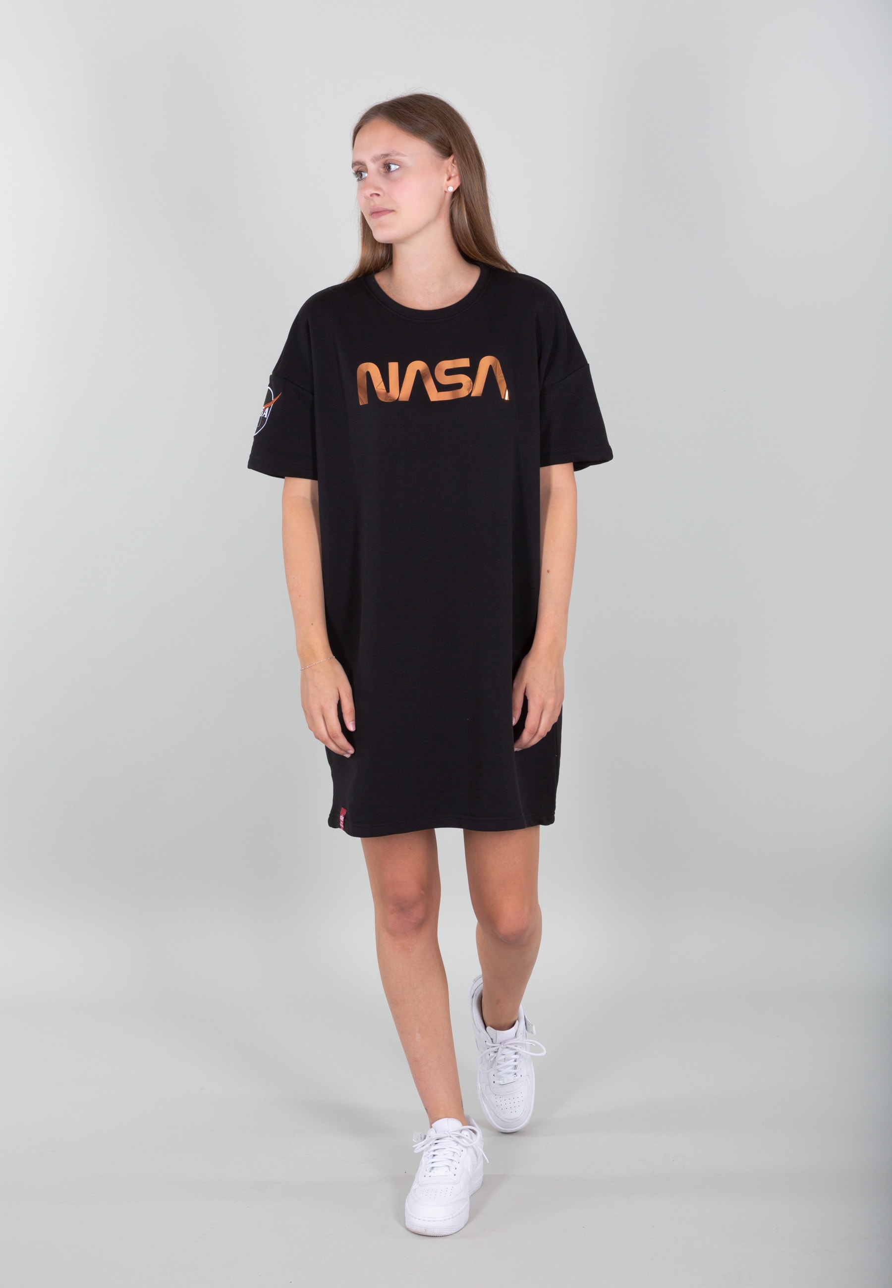 Alpha Industries T-Shirt »ALPHA INDUSTRIES Women - T-Shirts NASA Long T OS Wmn« von Alpha Industries