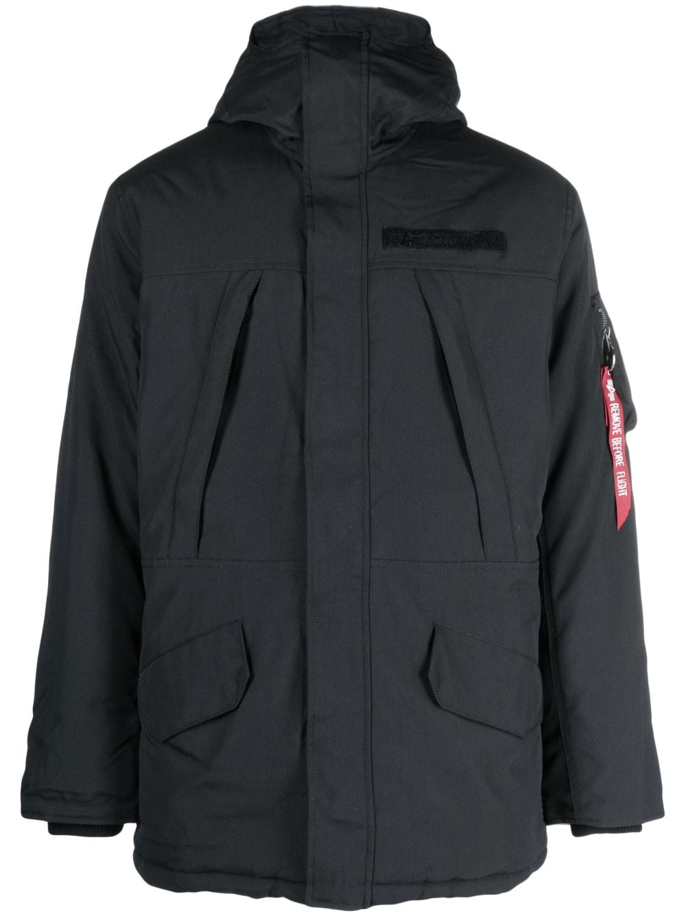 Alpha Industries logo-tag hooded jacket - Black von Alpha Industries