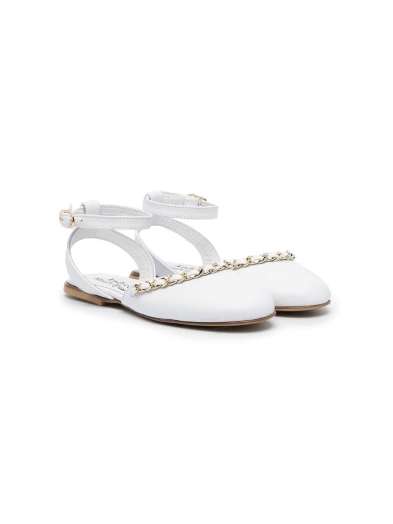 Andrea Montelpare chain-detail buckled ballerinas - White von Andrea Montelpare