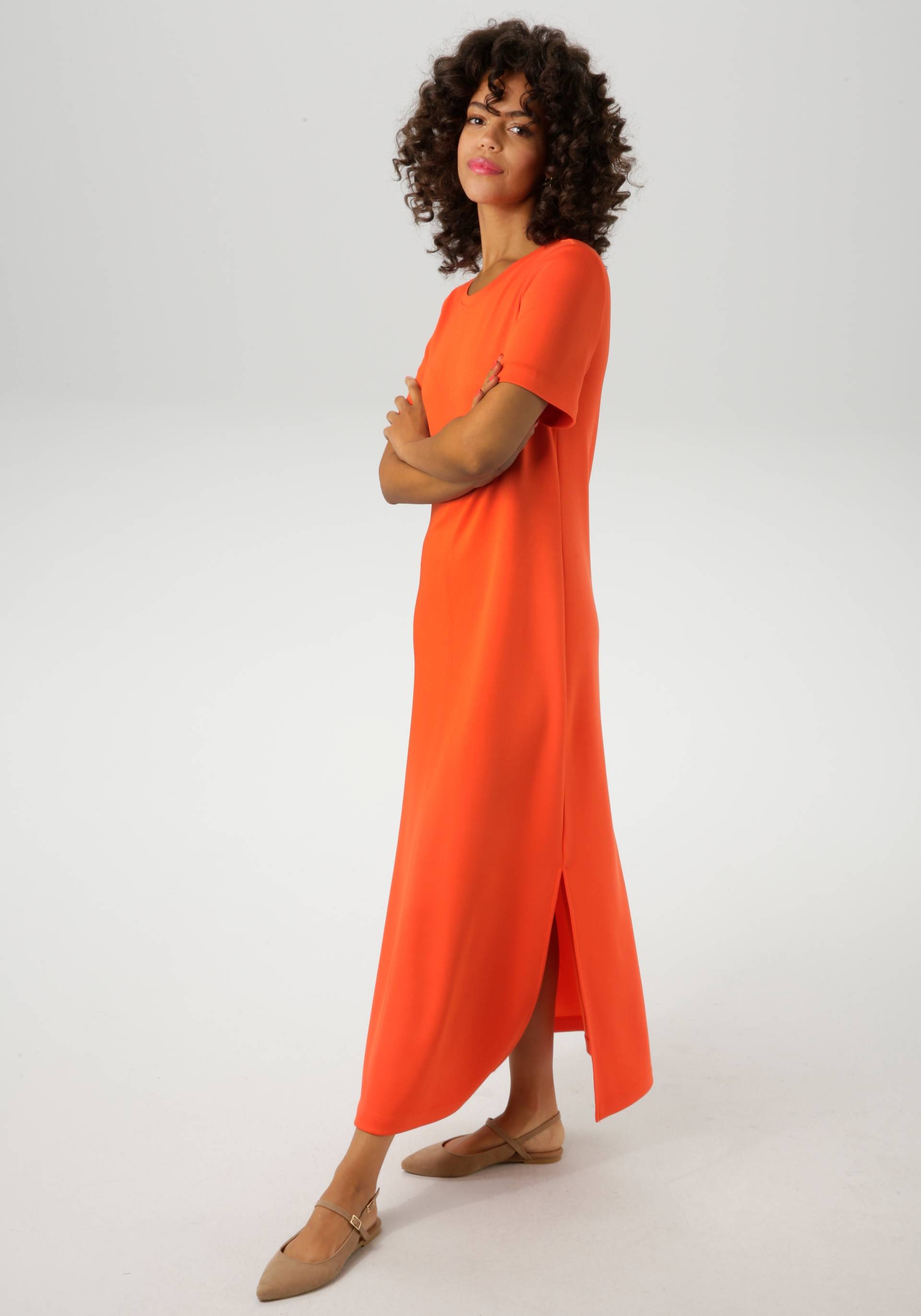 Aniston CASUAL Maxikleid, mit Seitenschlitzen - NEUE KOLLEKTION Aniston CASUAL Maxikleid, mit Seitenschlitzen - NEUE KOLLEKTION von Aniston CASUAL