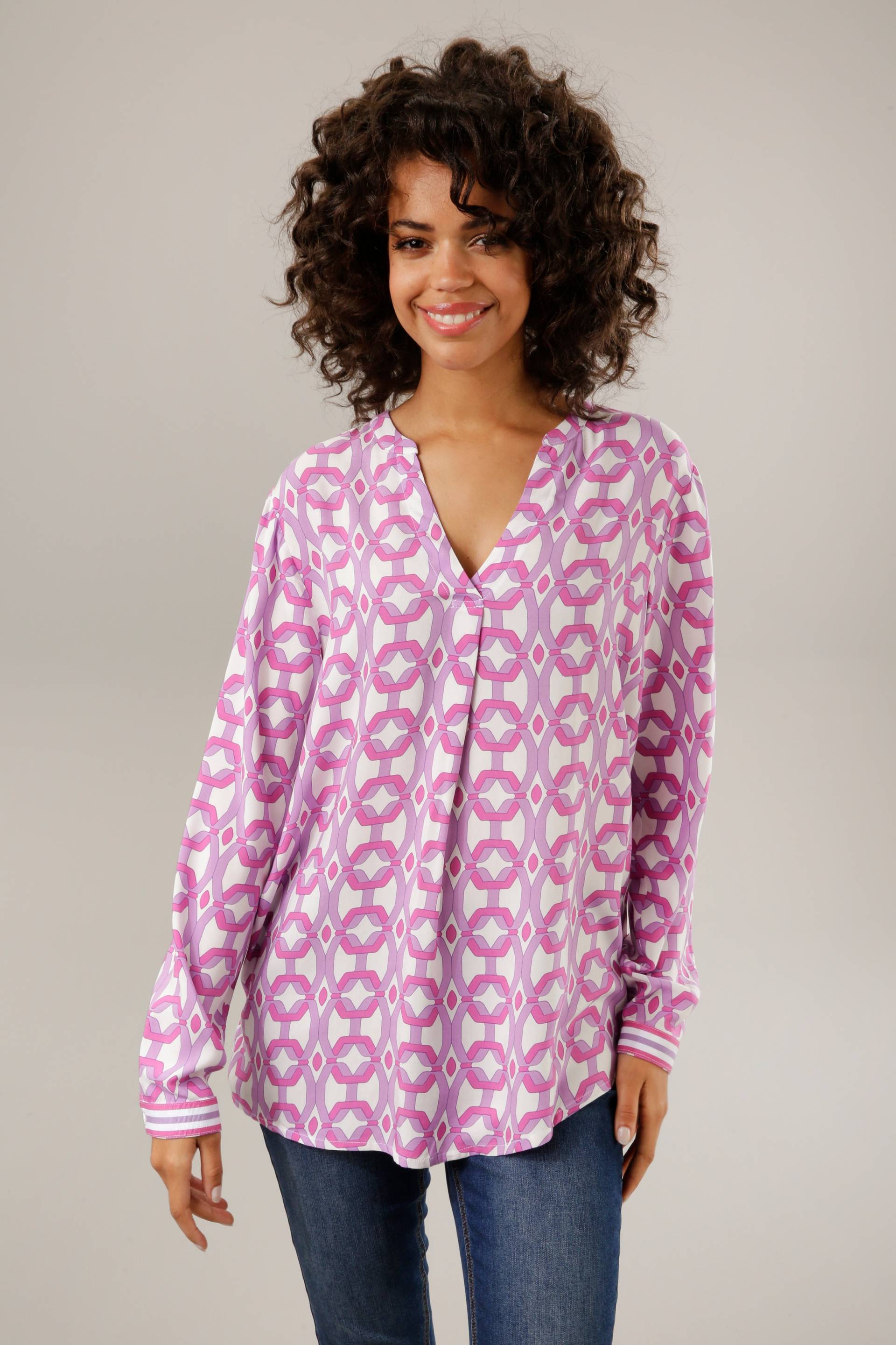 Aniston CASUAL Schlupfbluse, mit extravagantem, graphischem Druck Aniston CASUAL Schlupfbluse, mit extravagantem, graphischem Druck von Aniston CASUAL