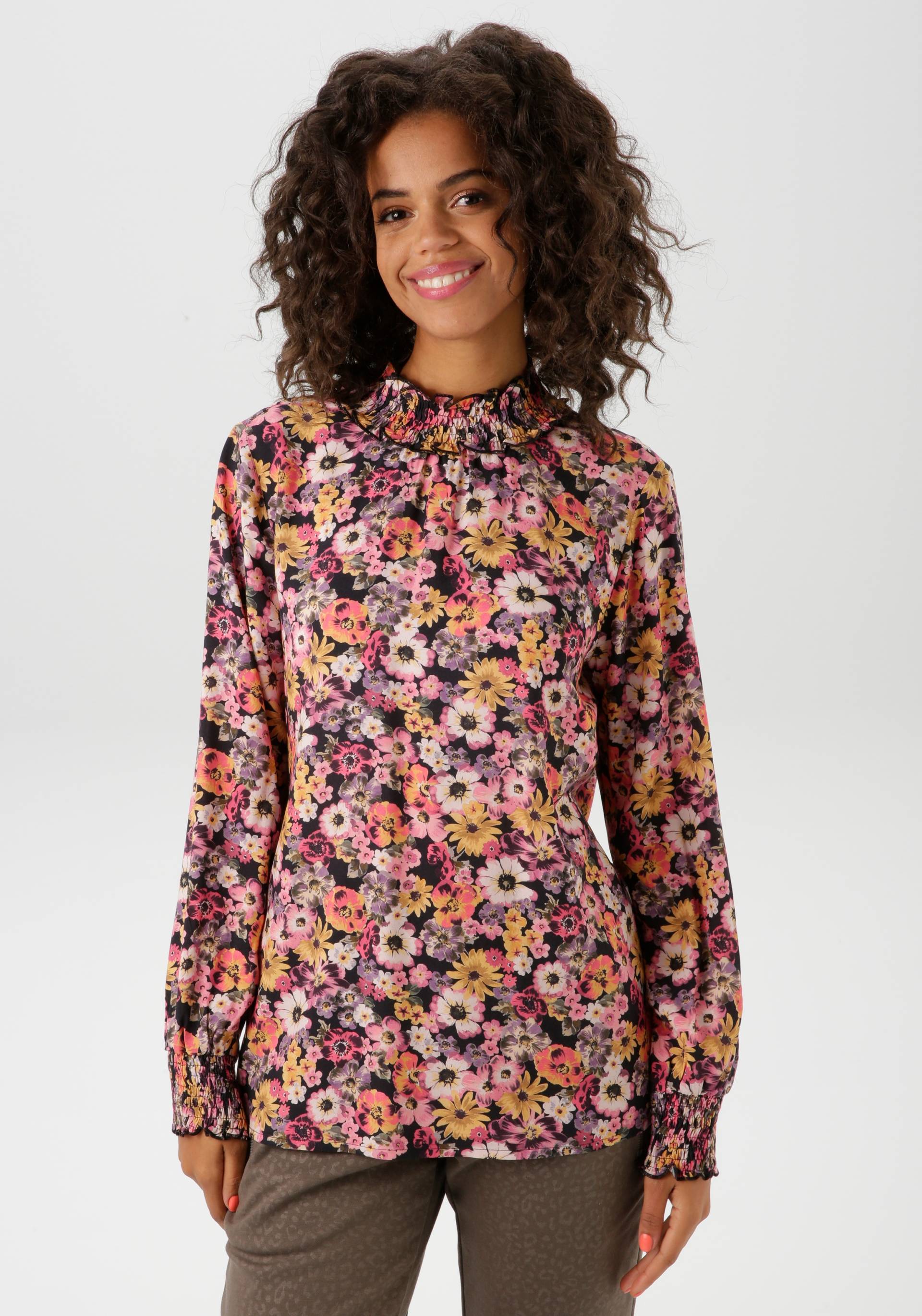 Aniston CASUAL Schlupfbluse, mit romantischen, farbenfrohen Blüten bedruckt - NEUE KOLLEKTION Aniston CASUAL Schlupfbluse, mit romantischen, farbenfrohen Blüten bedruckt - NEUE KOLLEKTION von Aniston CASUAL