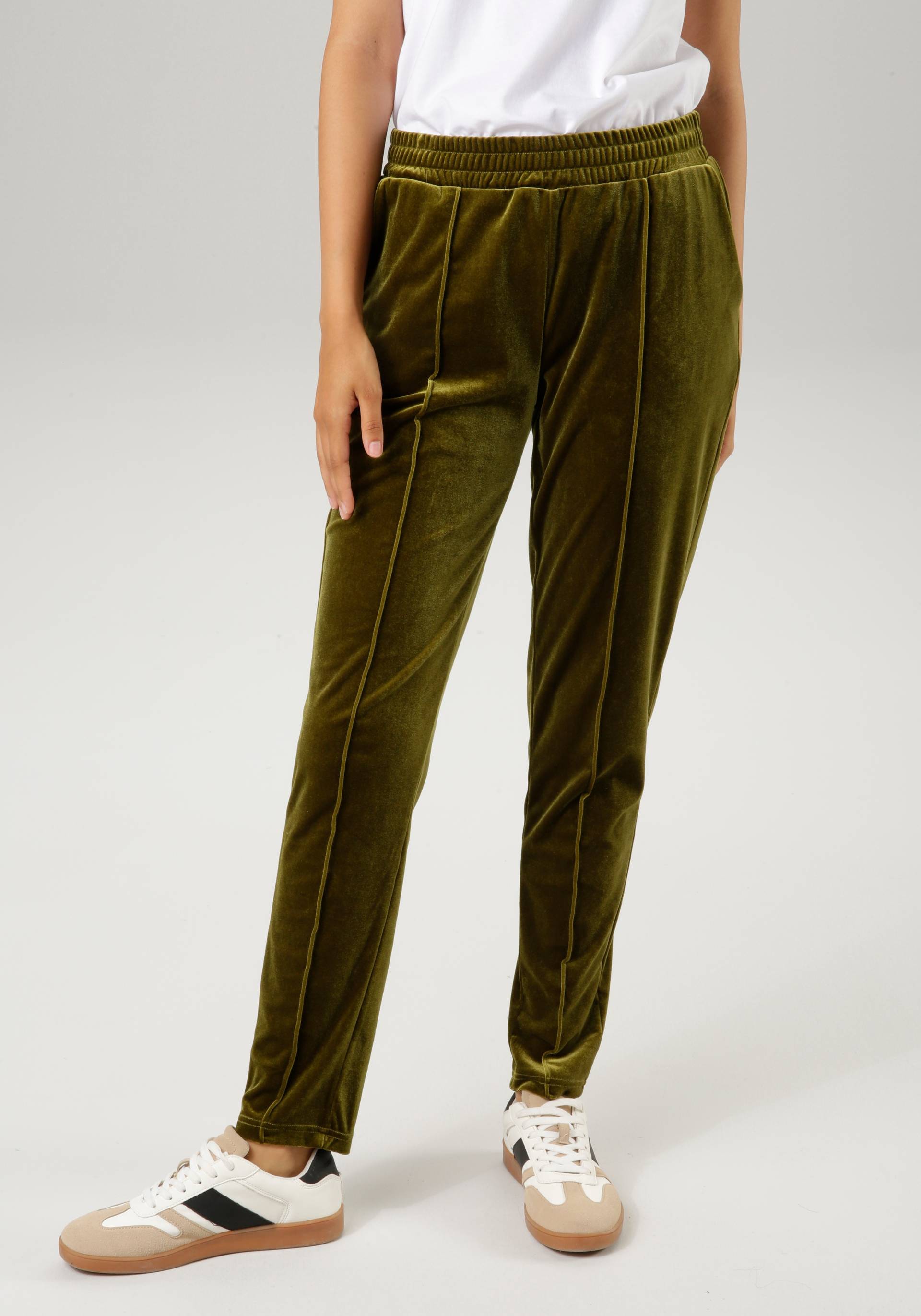 Aniston CASUAL Schlupfhose, aus edlem, glänzenden Samt Aniston CASUAL Schlupfhose, aus edlem, glänzenden Samt von Aniston CASUAL