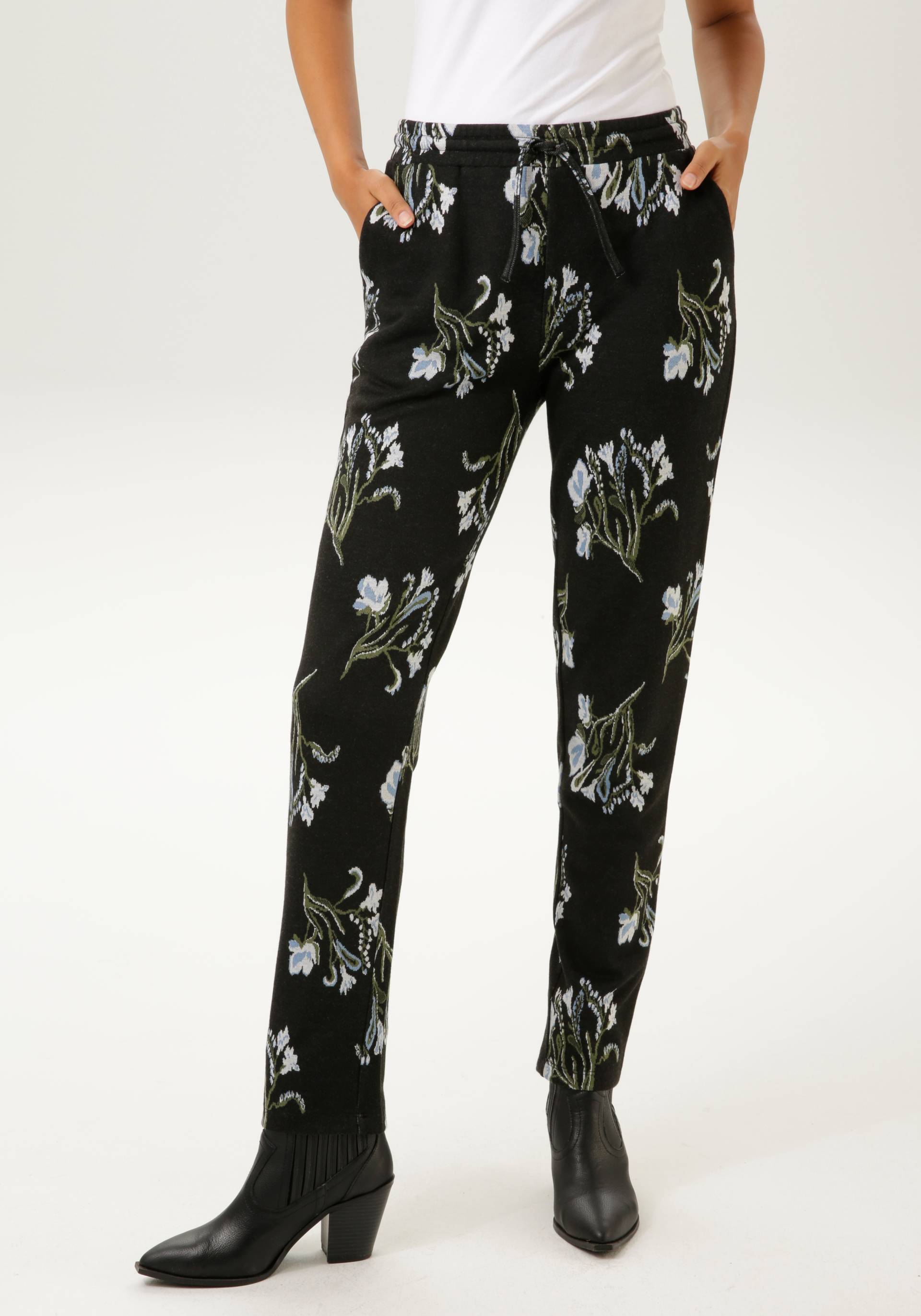 Aniston CASUAL Schlupfhose, mit farbharmonischem Blumen-Dessin Aniston CASUAL Schlupfhose, mit farbharmonischem Blumen-Dessin von Aniston CASUAL