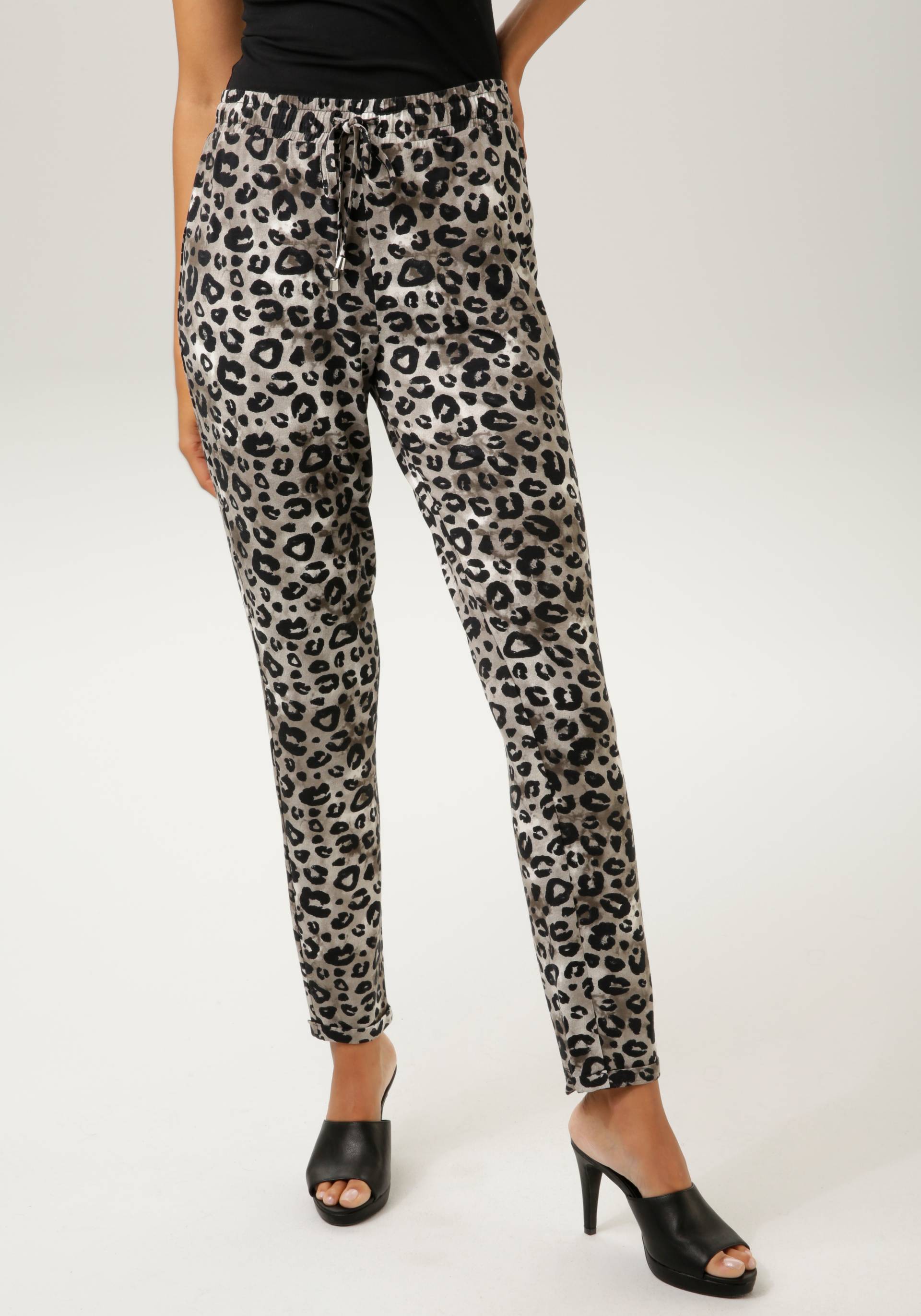 Aniston CASUAL Schlupfhose, ob Animalprint oder Blumendruck - beide sind der Hit - NEUE KOLLEKTION von Aniston CASUAL