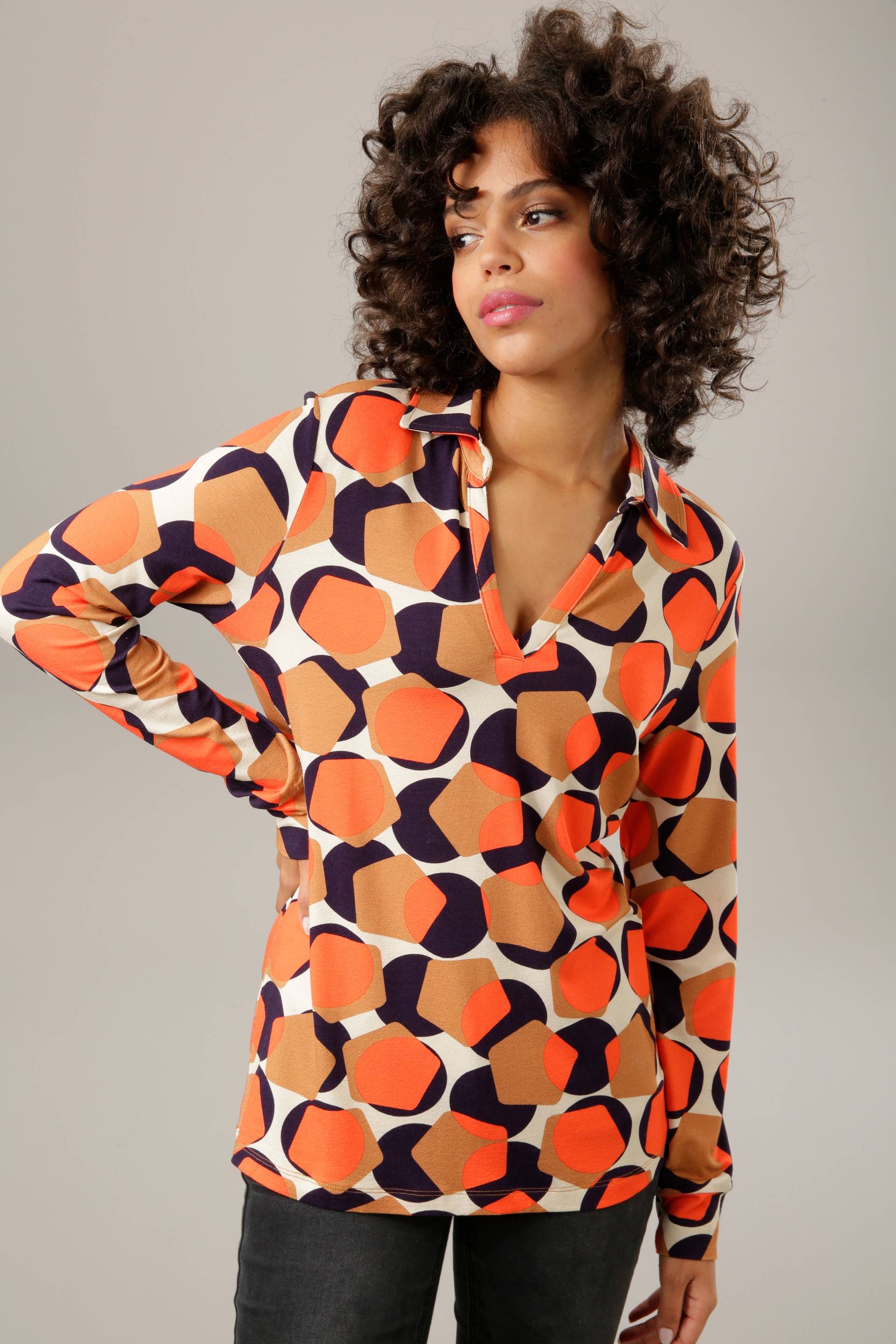 Aniston CASUAL Shirtbluse, mit trendigem Retro-Muster - jedes Teil ein Unikat Aniston CASUAL Shirtbluse, mit trendigem Retro-Muster - jedes Teil ein Unikat von Aniston CASUAL