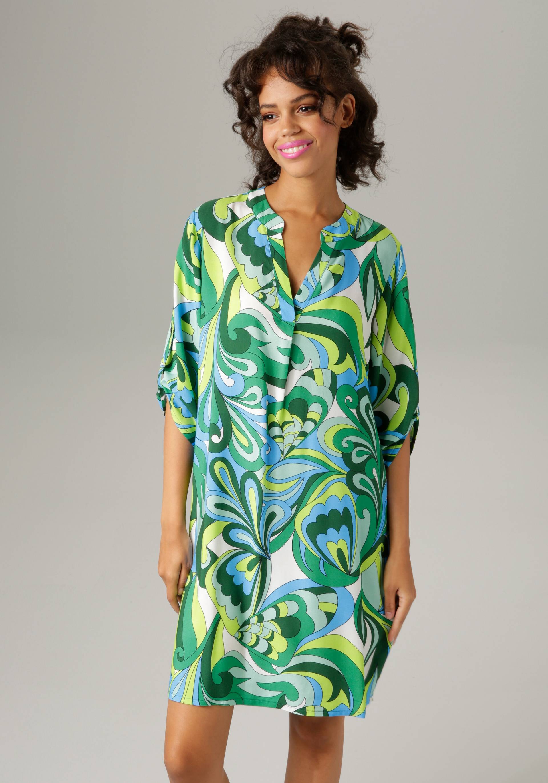Aniston CASUAL Sommerkleid, mit farbharmonischem, graphischem Druck Aniston CASUAL Sommerkleid, mit farbharmonischem, graphischem Druck von Aniston CASUAL