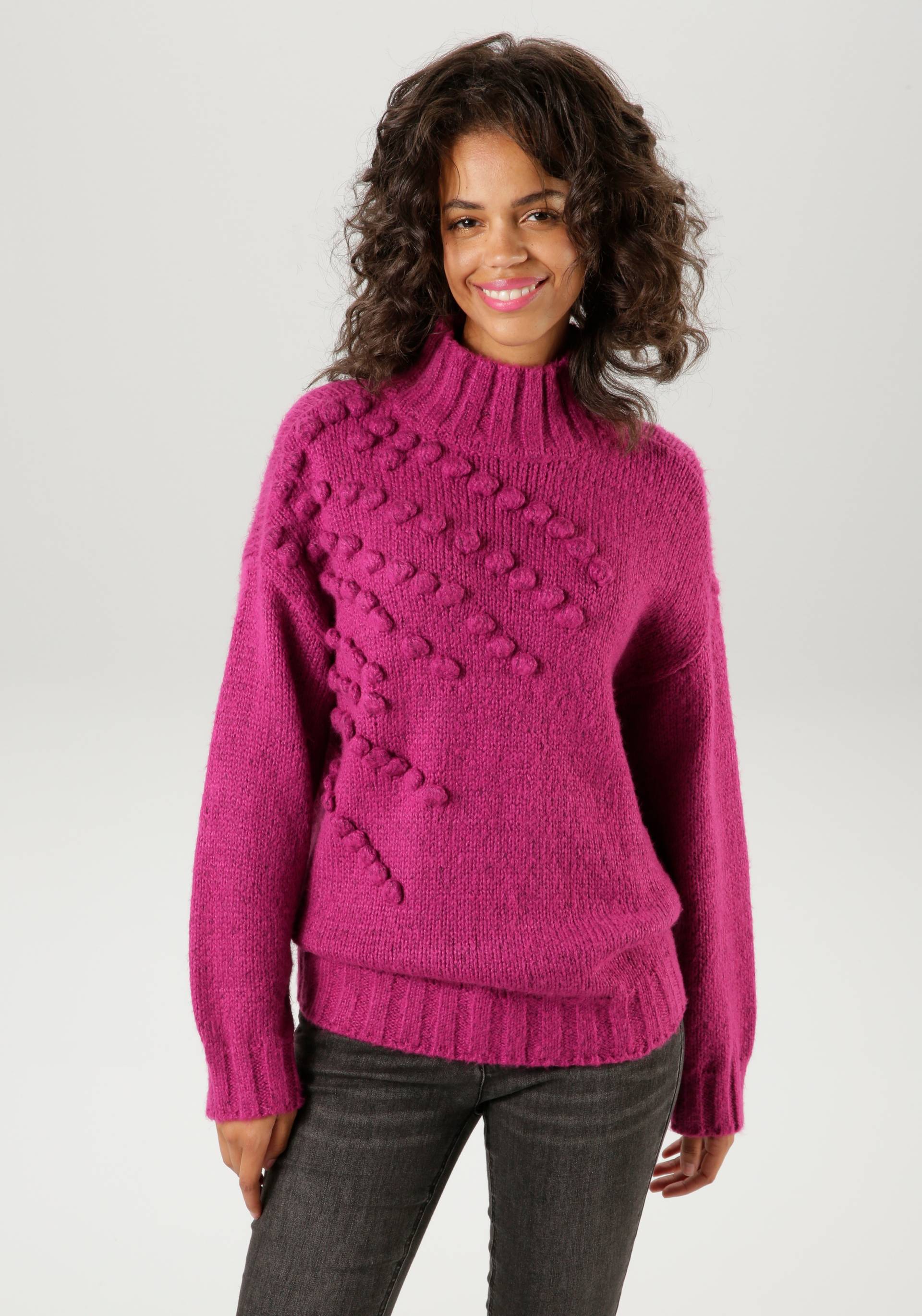 Aniston CASUAL Strickpullover, mit eingestrickten, kleinen Bommeln Aniston CASUAL Strickpullover, mit eingestrickten, kleinen Bommeln von Aniston CASUAL