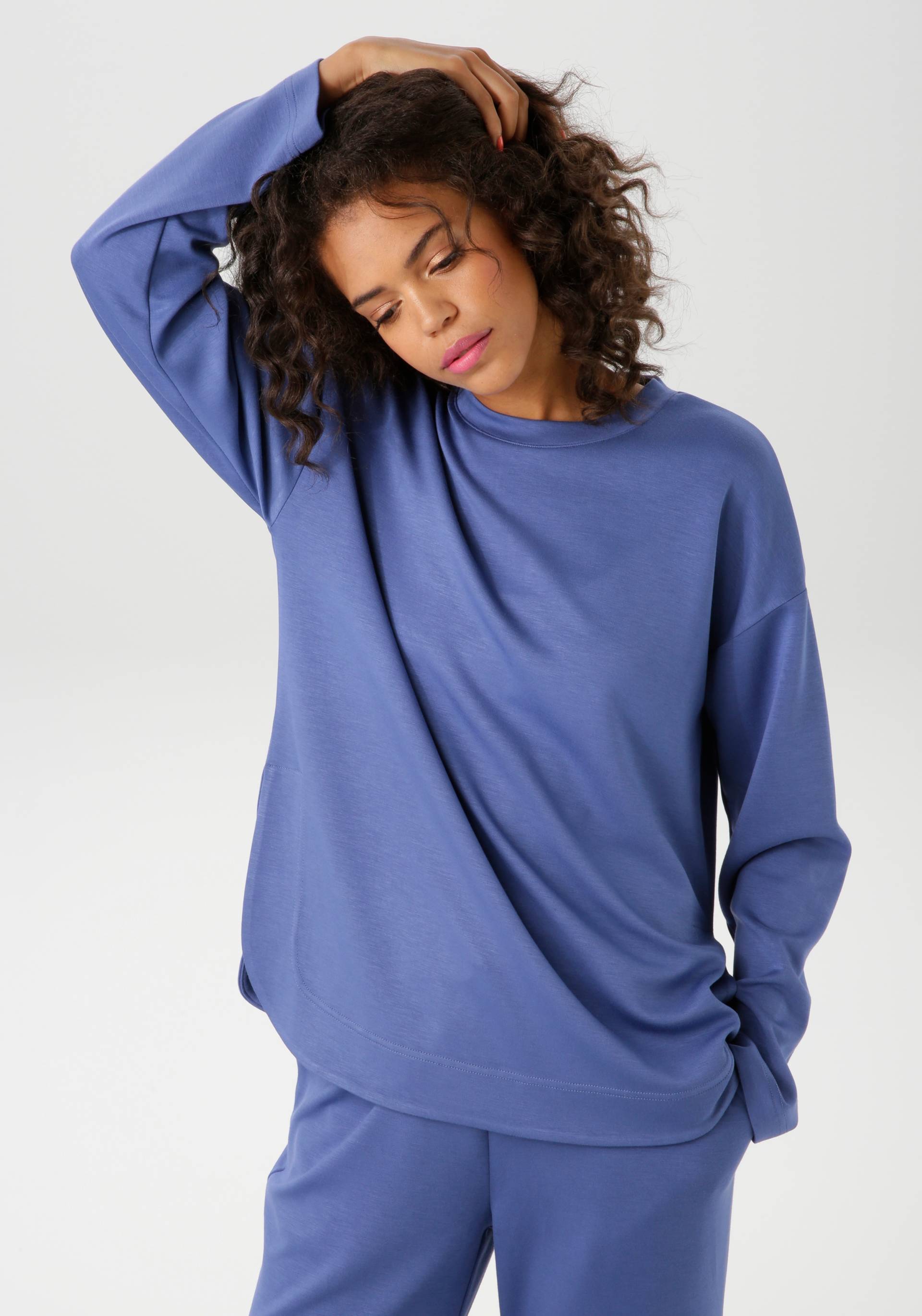 Aniston CASUAL Sweatshirt, in trendiger Farbpalette - NEUE KOLLEKTION Aniston CASUAL Sweatshirt, in trendiger Farbpalette - NEUE KOLLEKTION von Aniston CASUAL