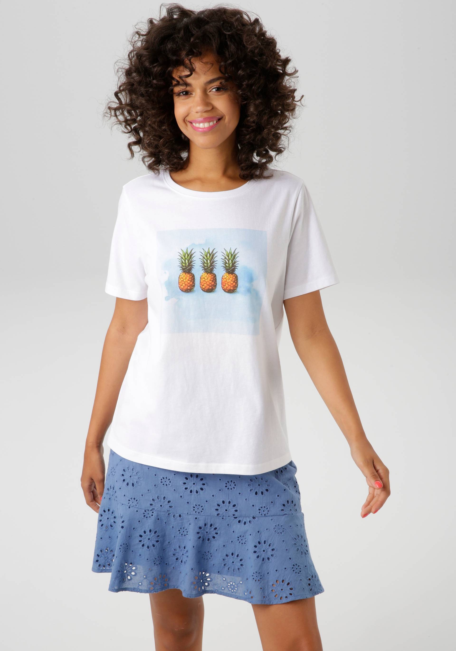Aniston CASUAL T-Shirt, mit tropischem Ananas-Frontdruck - NEUE KOLLEKTION Aniston CASUAL T-Shirt, mit tropischem Ananas-Frontdruck - NEUE KOLLEKTION von Aniston CASUAL