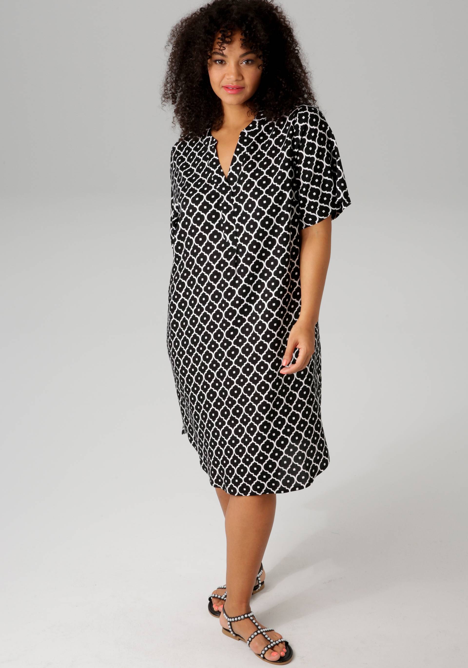 Aniston PLUS Blusenkleid, in trendigen Druck - NEUE KOLLEKTION Aniston PLUS Blusenkleid, in trendigen Druck - NEUE KOLLEKTION von Aniston PLUS