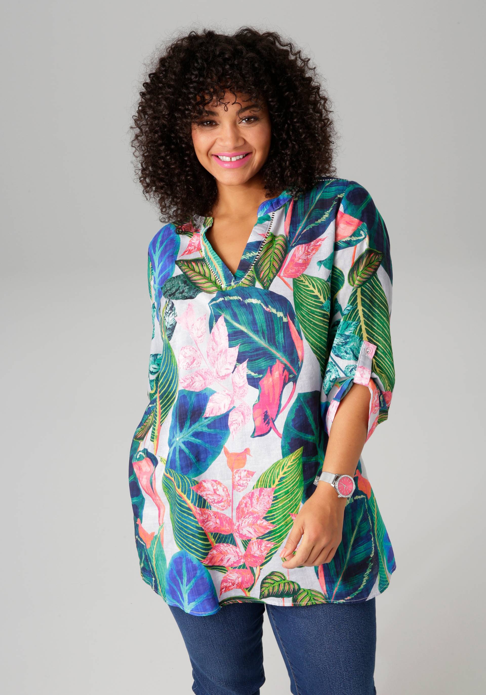 Aniston PLUS Longbluse, mit grossflächigen, tropischen Blättern bedruckt - NEUE KOLLEKTION Aniston PLUS Longbluse, mit grossflächigen, tropischen Blättern bedruckt - NEUE KOLLEKTION von Aniston PLUS