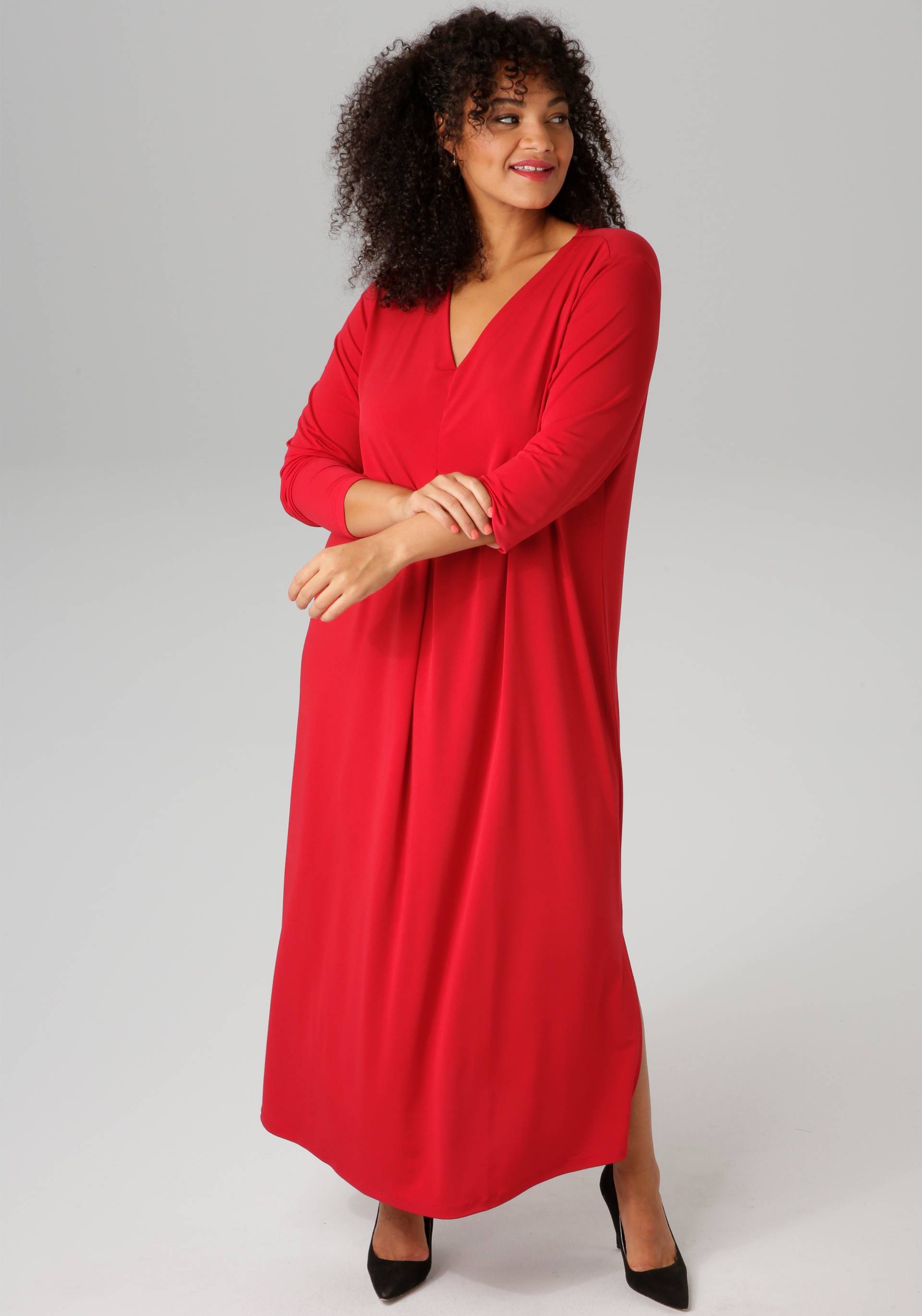 Aniston PLUS Maxikleid, mit raffinieren Seitenschlitzen - NEUE KOLLEKTION Aniston PLUS Maxikleid, mit raffinieren Seitenschlitzen - NEUE KOLLEKTION von Aniston PLUS