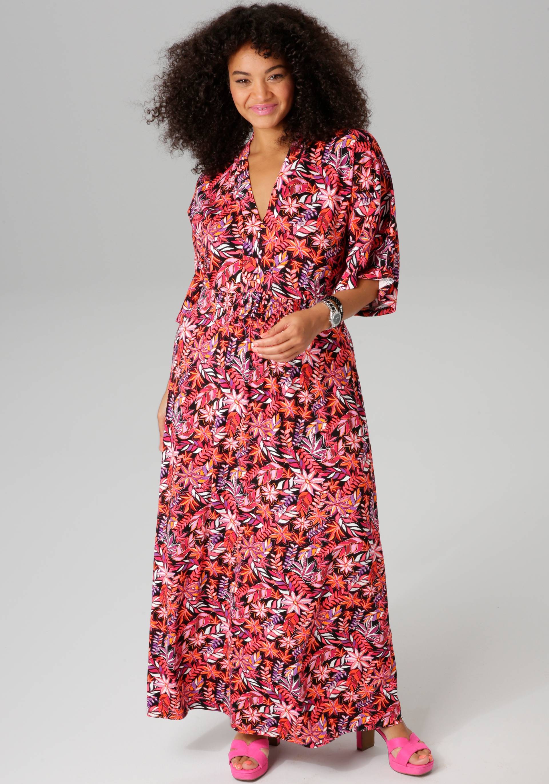 Aniston PLUS Sommerkleid, in trendy Maxilänge - NEUE KOLLEKTION Aniston PLUS Sommerkleid, in trendy Maxilänge - NEUE KOLLEKTION von Aniston PLUS