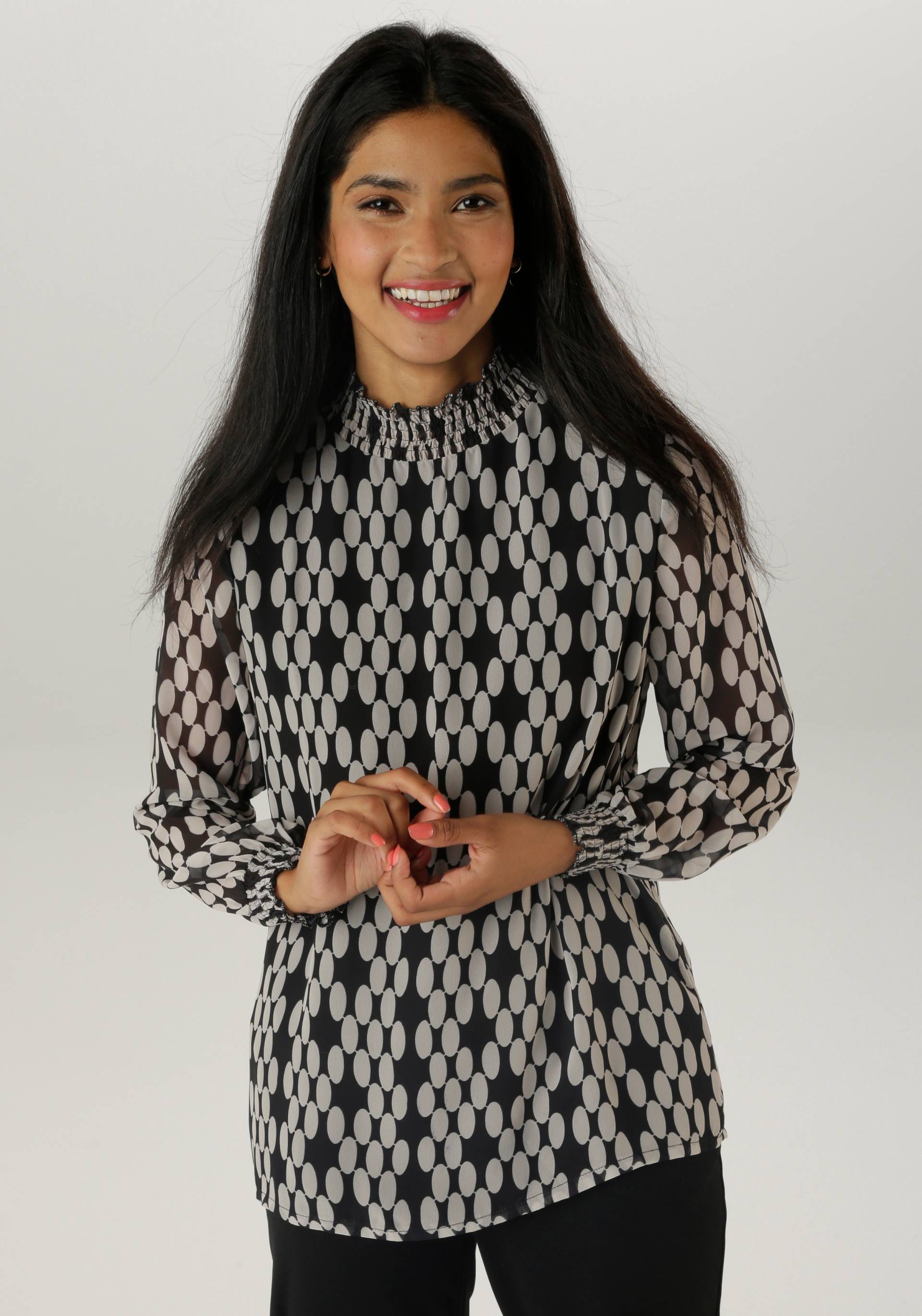 Aniston SELECTED Chiffonbluse, mit grafischen Muster und Smok-Einsätzen - NEUE KOLLEKTION Aniston SELECTED Chiffonbluse, mit grafischen Muster und Smok-Einsätzen - NEUE KOLLEKTION von Aniston SELECTED