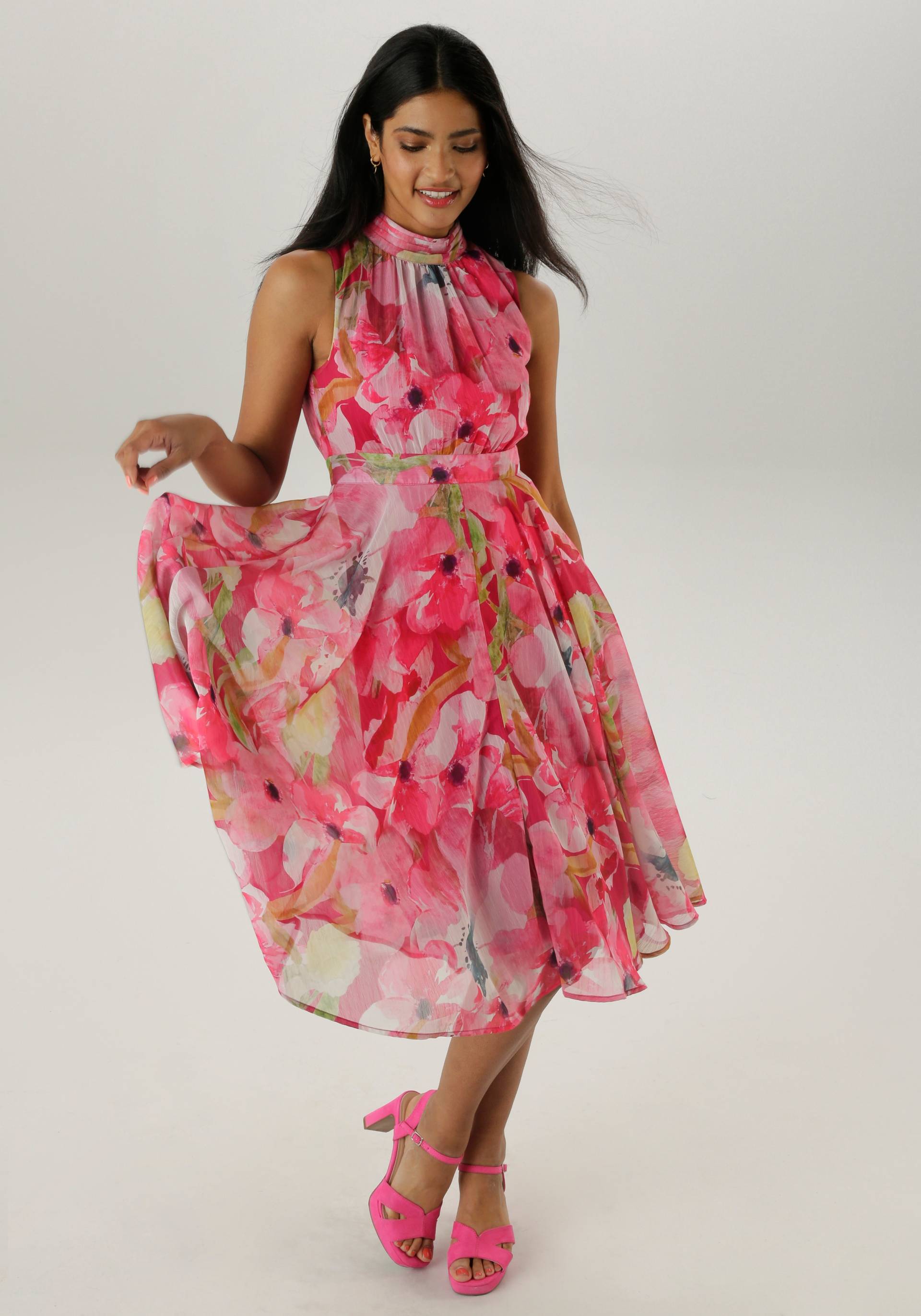 Aniston SELECTED Chiffonkleid, mit traumhafter, floraler Musterung - NEUE KOLLEKTION Aniston SELECTED Chiffonkleid, mit traumhafter, floraler Musterung - NEUE KOLLEKTION von Aniston SELECTED