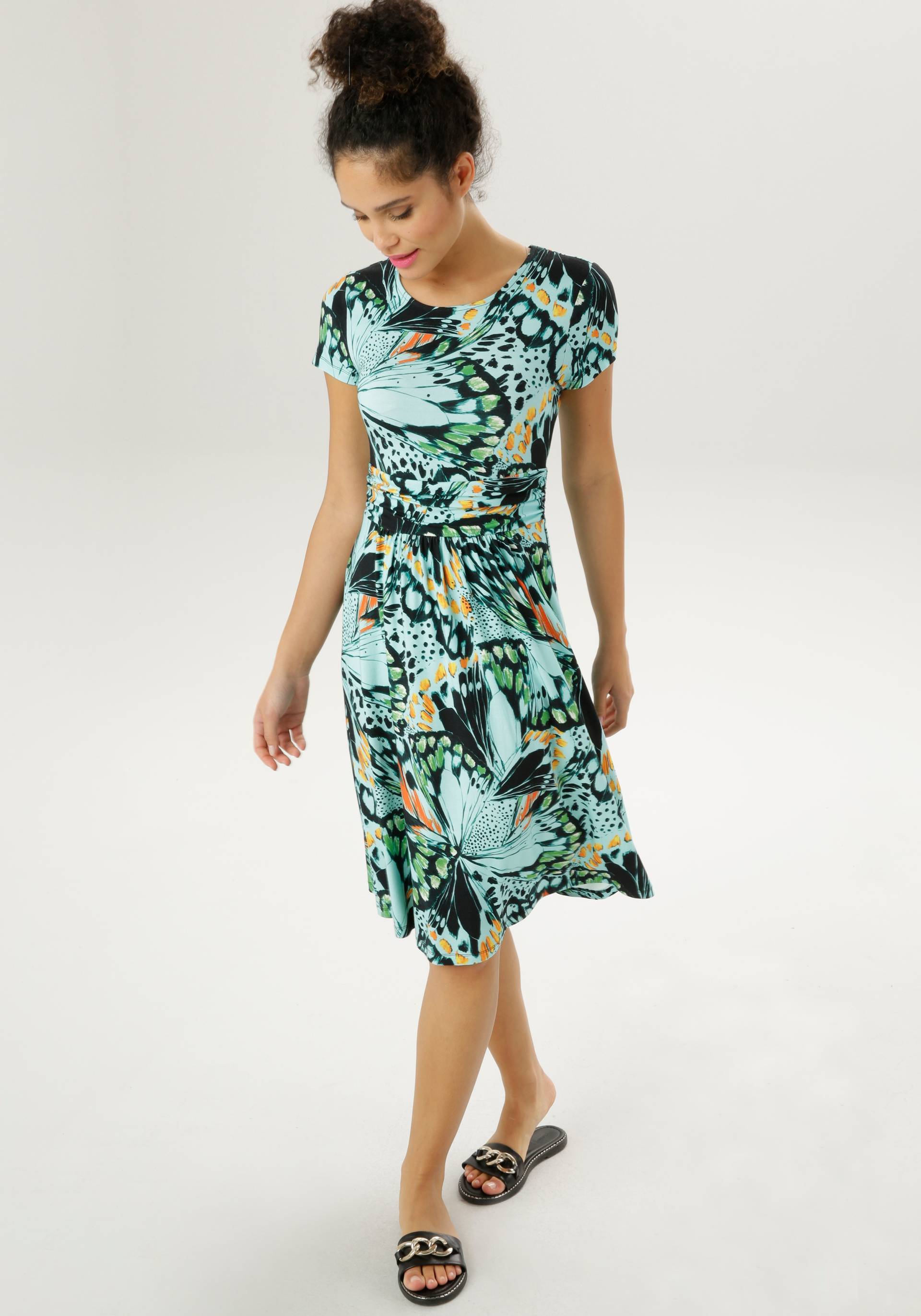 Aniston SELECTED Sommerkleid, mit extravagantem Druck Aniston SELECTED Sommerkleid, mit extravagantem Druck von Aniston SELECTED