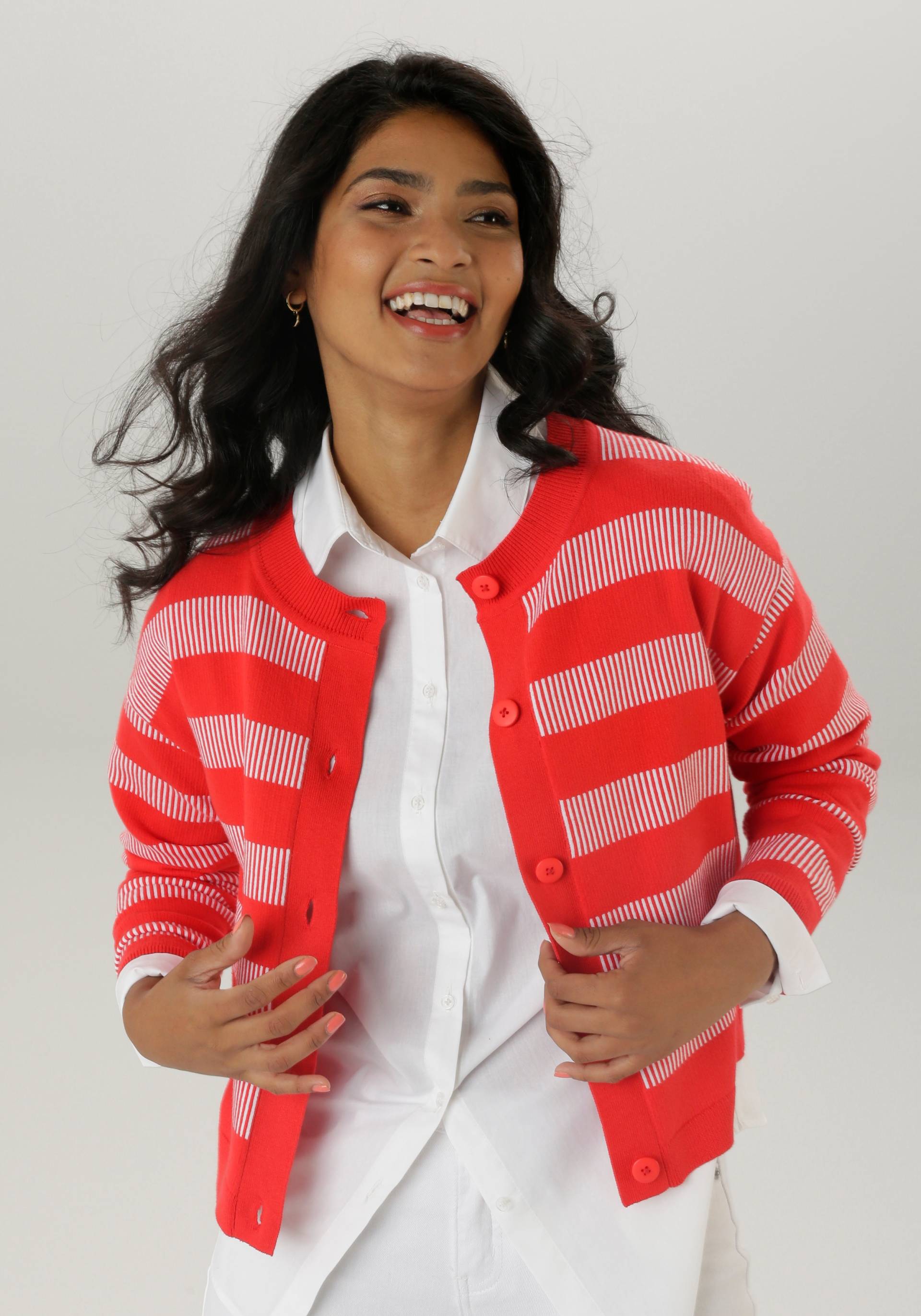 Aniston SELECTED Strickjacke, im trendigen Streifen-Dessin - NEUE KOLLEKTION Aniston SELECTED Strickjacke, im trendigen Streifen-Dessin - NEUE KOLLEKTION von Aniston SELECTED