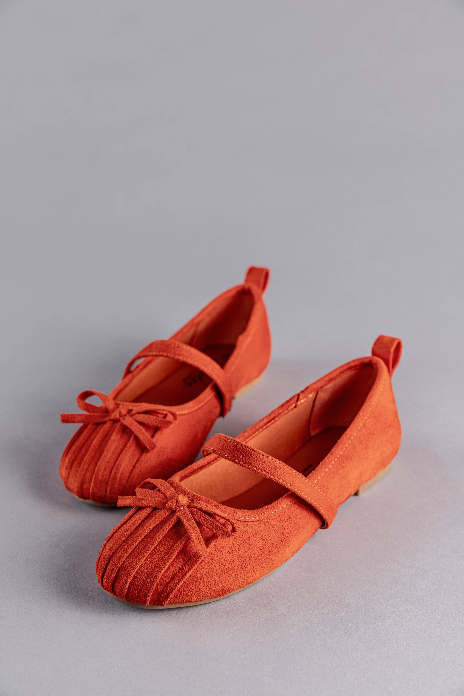 Aniston SHOES Ballerina, Riemchenballerina, Schlupfschuh, Loafer, Slipper - NEUE KOLLEKTION Aniston SHOES Ballerina, Riemchenballerina, Schlupfschuh, Loafer, Slipper - NEUE KOLLEKTION von Aniston SHOES