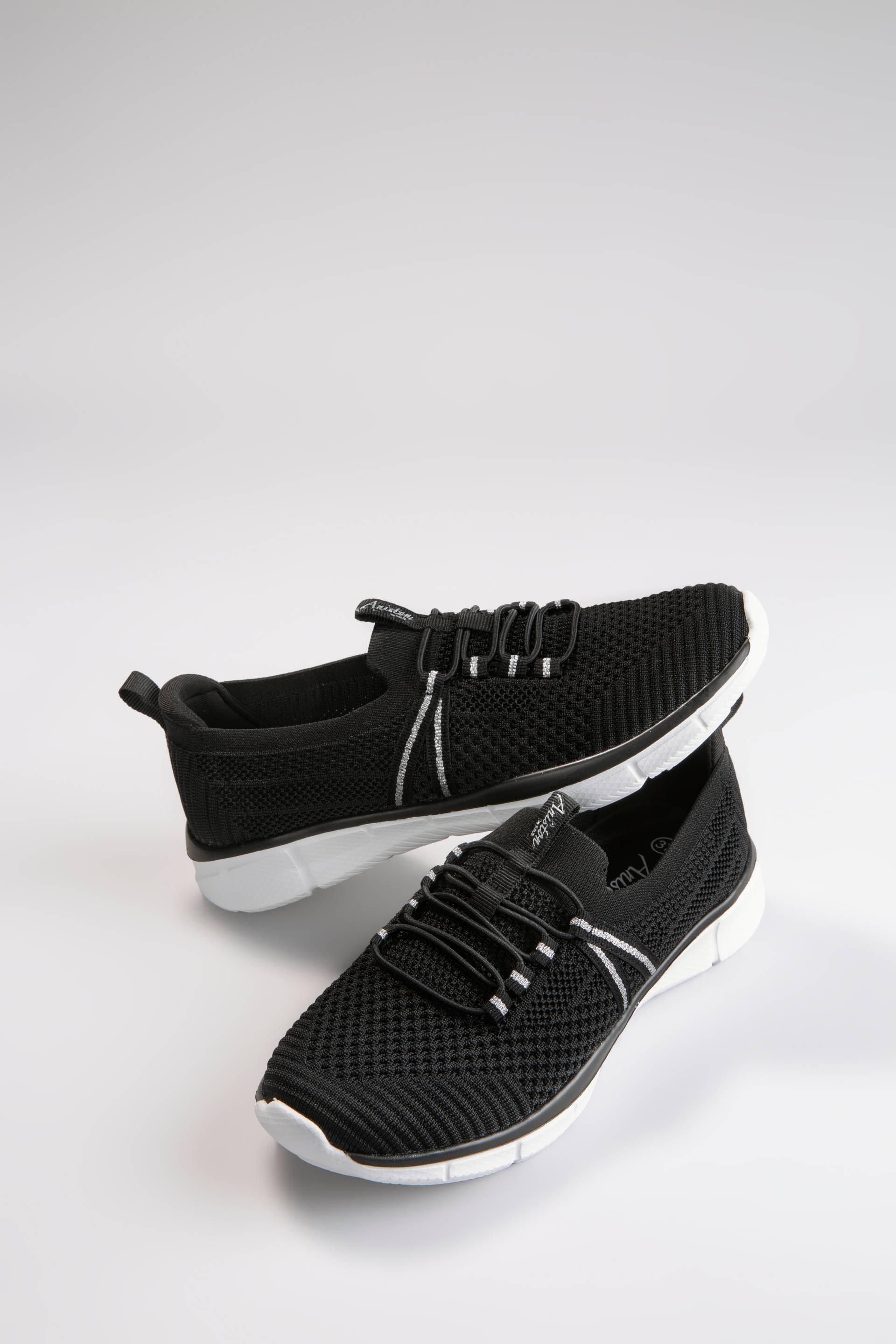Aniston SHOES Slip-On Sneaker, Freizeitschuh, Halbschuh, Schnürschuh - NEUE KOLLEKTION Aniston SHOES Slip-On Sneaker, Freizeitschuh, Halbschuh, Schnürschuh - NEUE KOLLEKTION von Aniston SHOES
