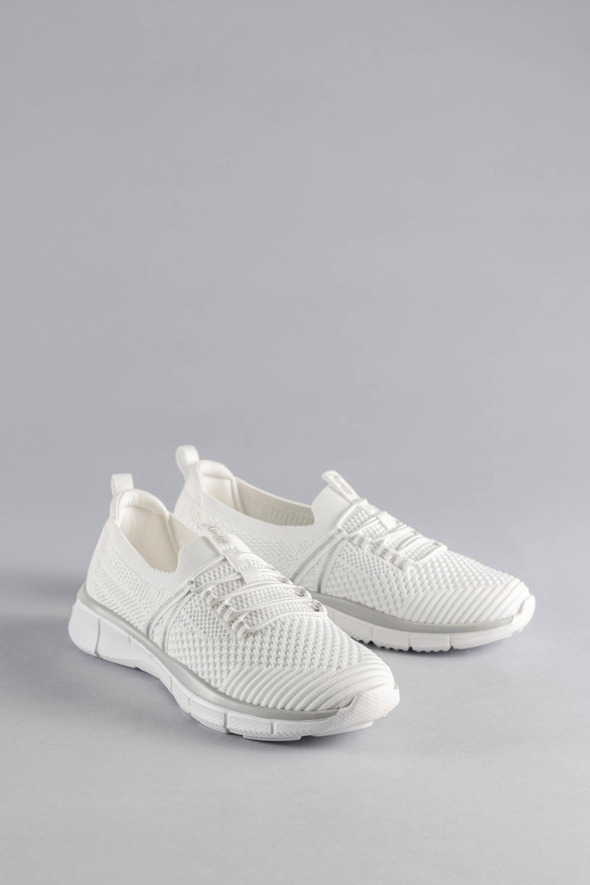 Aniston SHOES Slip-On Sneaker, Freizeitschuh, Halbschuh, Schnürschuh - NEUE KOLLEKTION Aniston SHOES Slip-On Sneaker, Freizeitschuh, Halbschuh, Schnürschuh - NEUE KOLLEKTION von Aniston SHOES