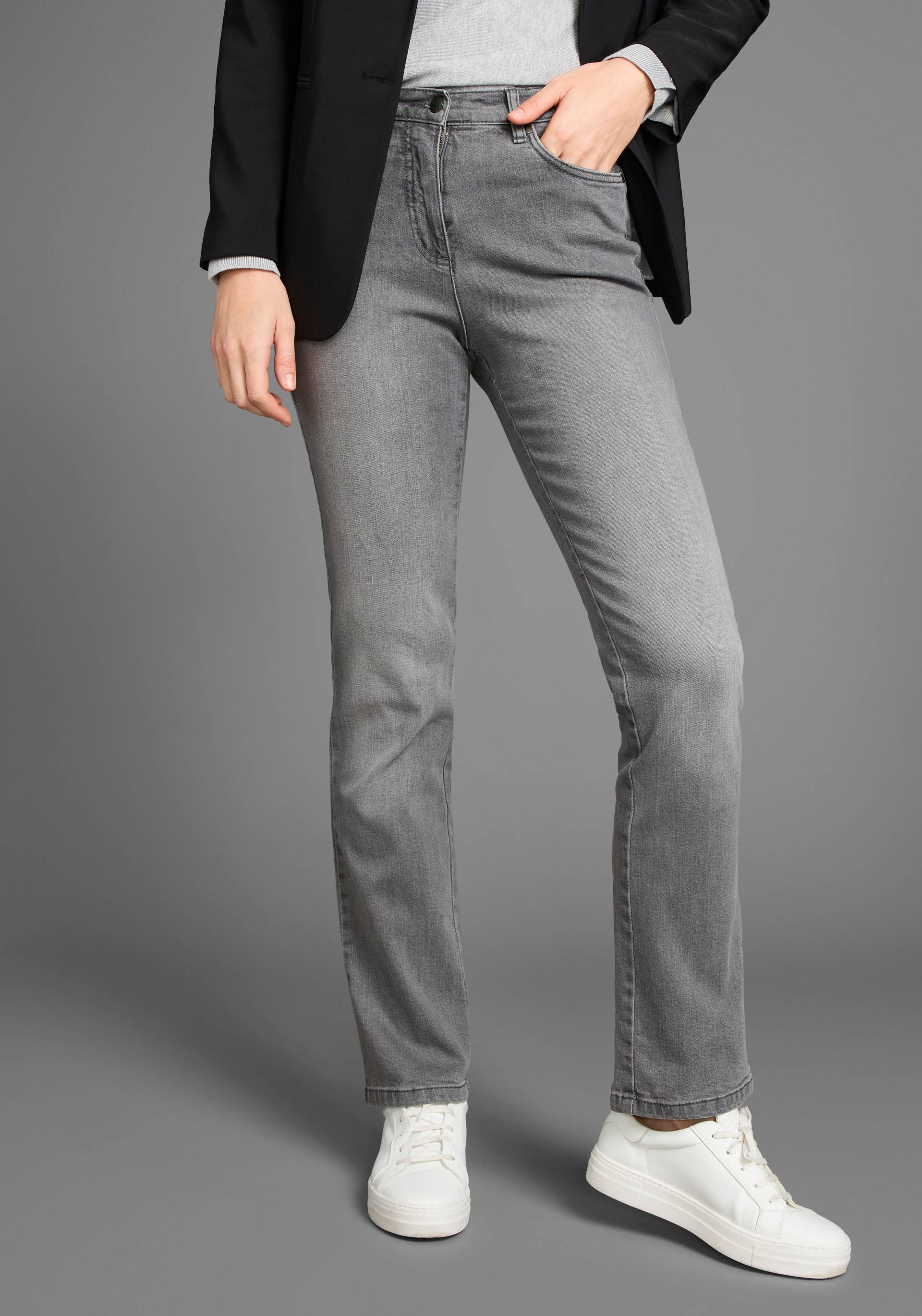 Arizona Gerade Jeans »Annett«, bequeme Passform, 5-Pocket-Style, hohe Taille Arizona Gerade Jeans »Annett«, bequeme Passform, 5-Pocket-Style, hohe Taille von Arizona