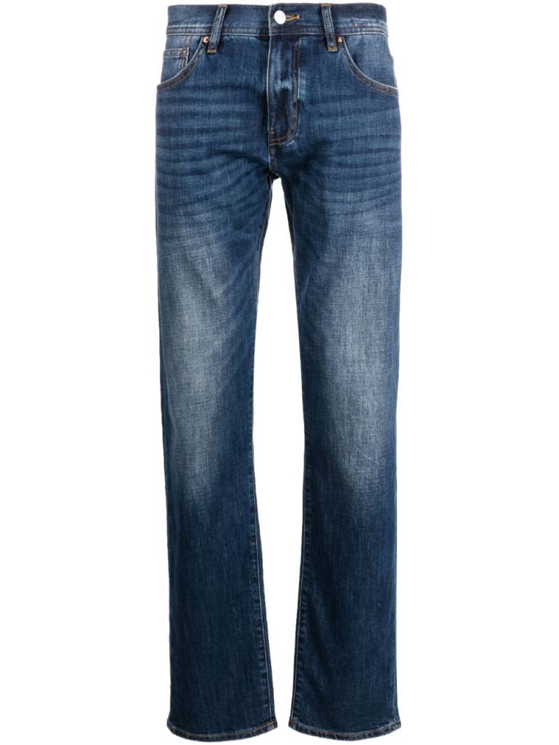 Armani Exchange logo-patch straight-leg jeans - Blue von Armani Exchange