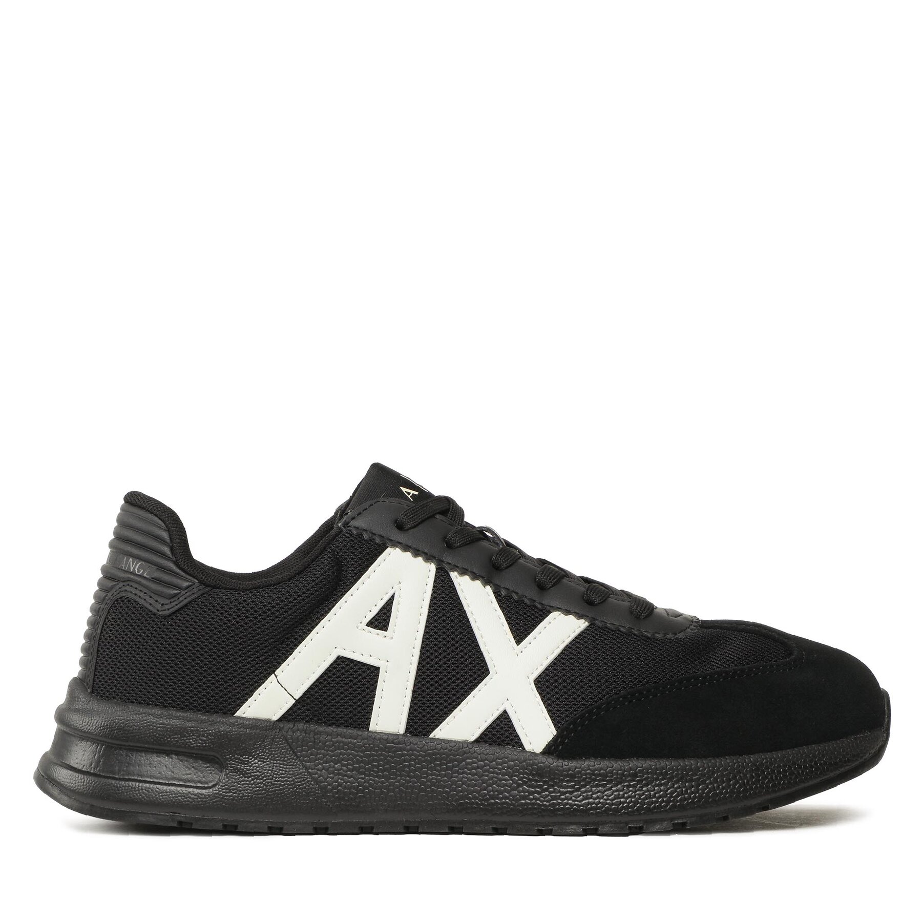 Sneakers Armani Exchange XUX071 XV527 M217 Black/Black/Off Whit von Armani Exchange