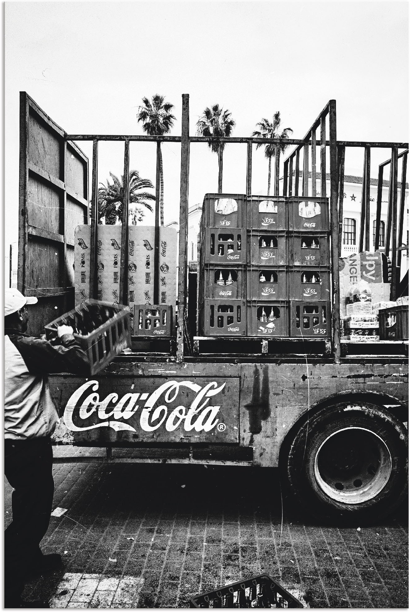 Artland Wandbild »CocaCola-LKW in El Jadida - Marokko«, Auto, (1 St.), als Alubild, Outdoorbild, Leinwandbild, Poster, Wandaufkleber Artland Wandbild »CocaCola-LKW in El Jadida - Marokko«, Auto, (1 St.), als Alubild, Outdoorbild, Leinwandbild, Poster, Wandaufkleber von Artland