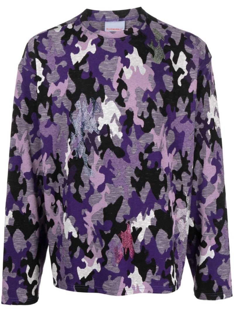 BLUEMARBLE camouflage-pattern rhinestone-embellished jumper - Purple von BLUEMARBLE