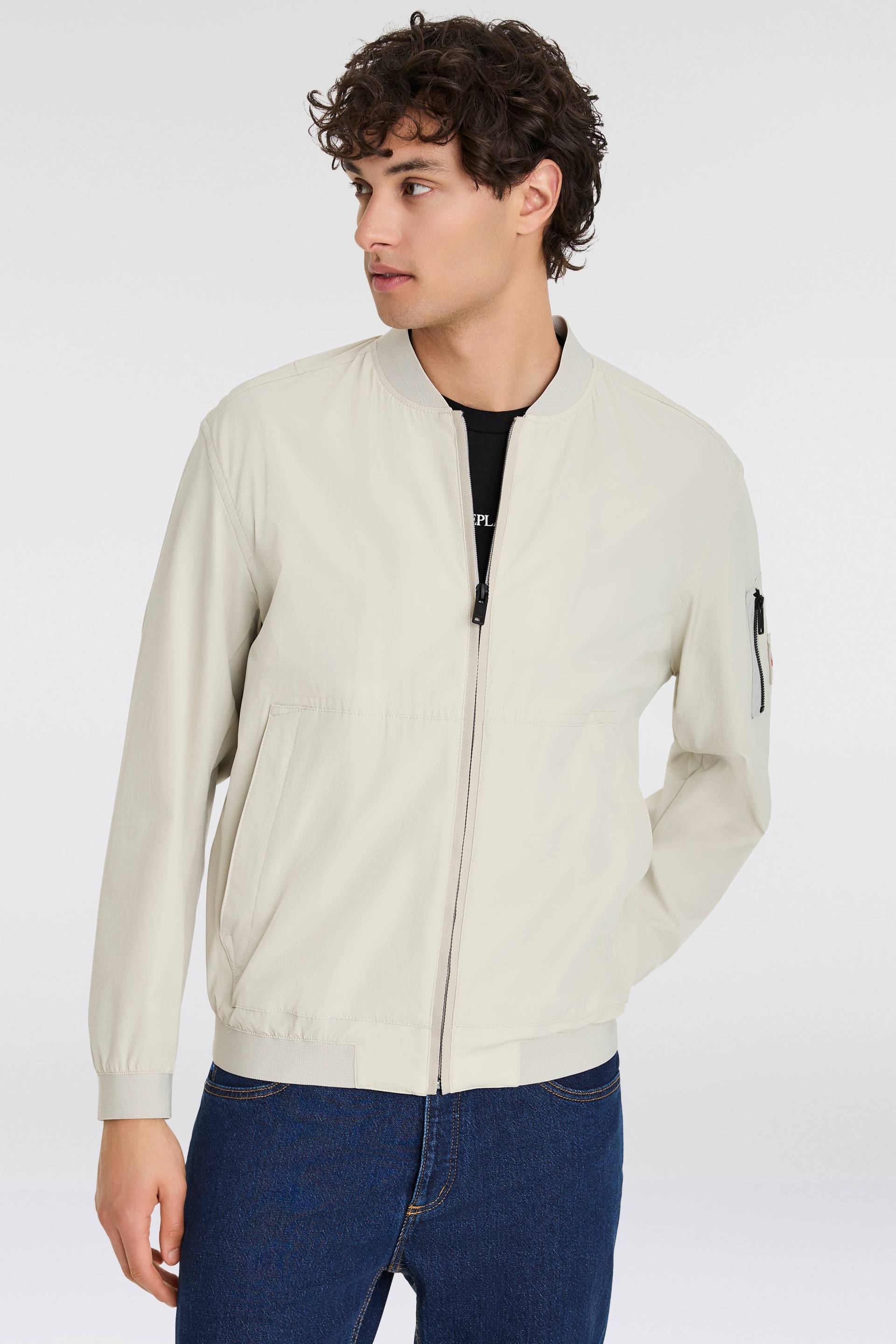 BOSS ORANGE Blouson »Oneth«, mit Ärmeltasche BOSS ORANGE Blouson »Oneth«, mit Ärmeltasche von BOSS ORANGE