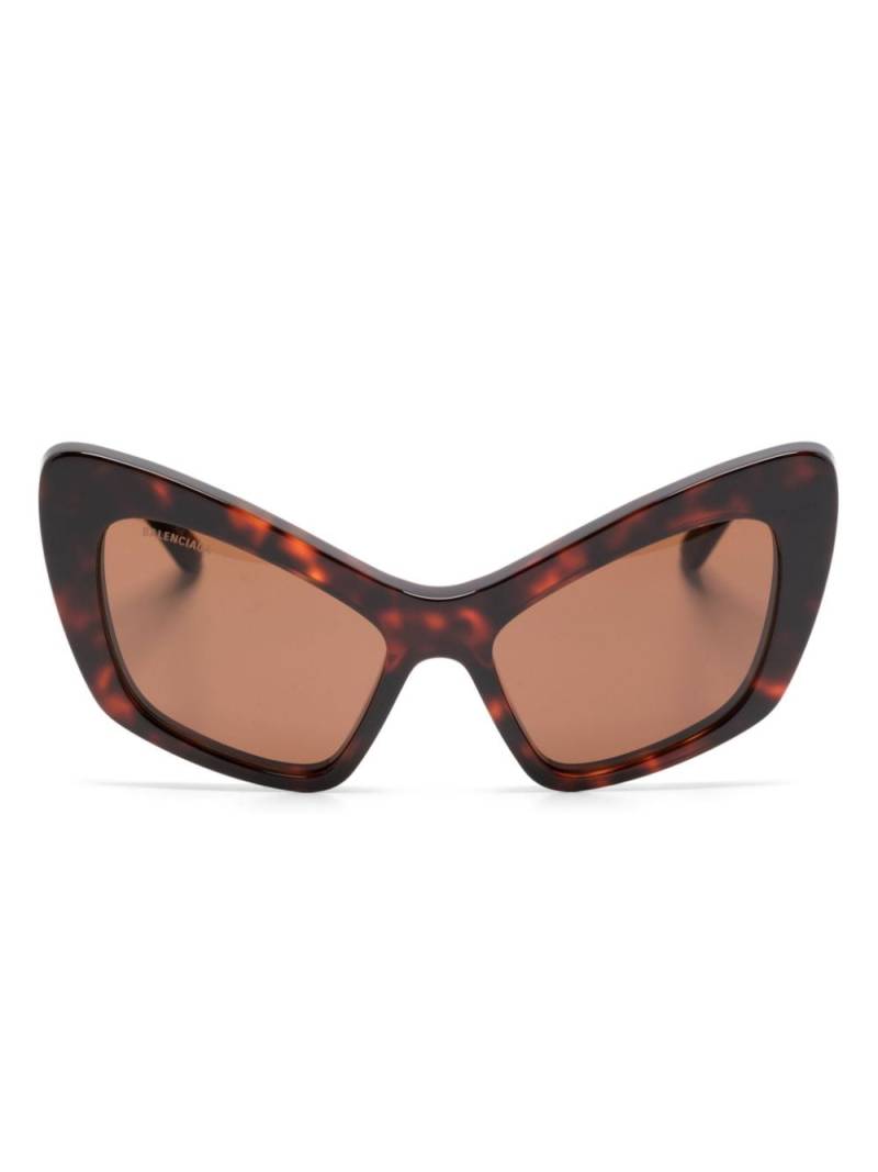 Balenciaga Eyewear Monaco cat-eye frame sunglasses - Brown von Balenciaga Eyewear