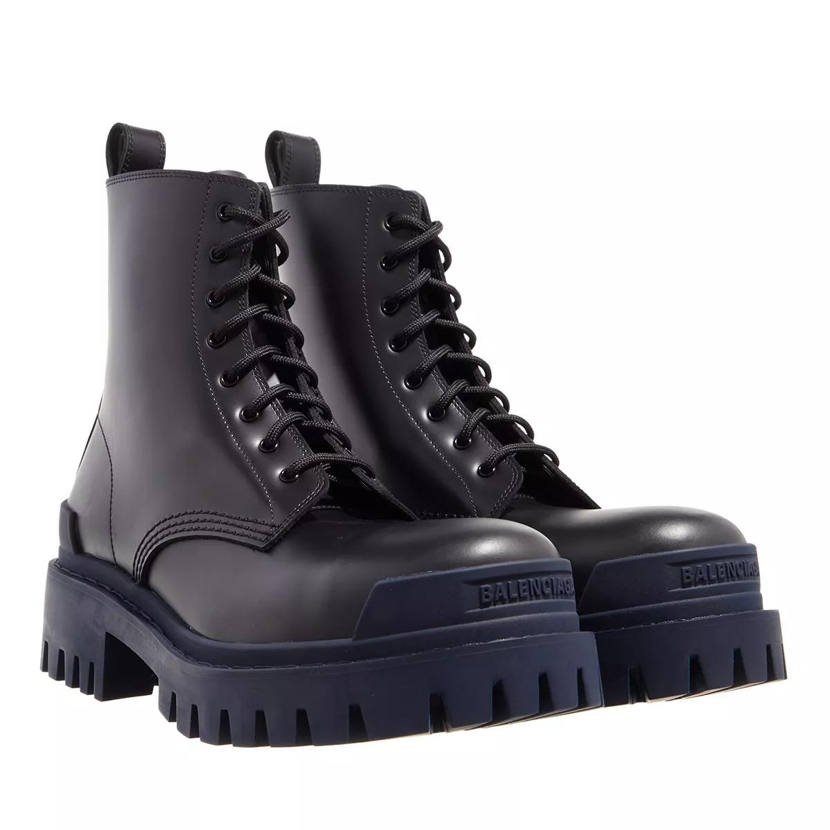 Balenciaga Boots & Stiefeletten - Strike 20MM Bootie Leather - Gr. 36 (EU) - in Schwarz - für Damen von Balenciaga