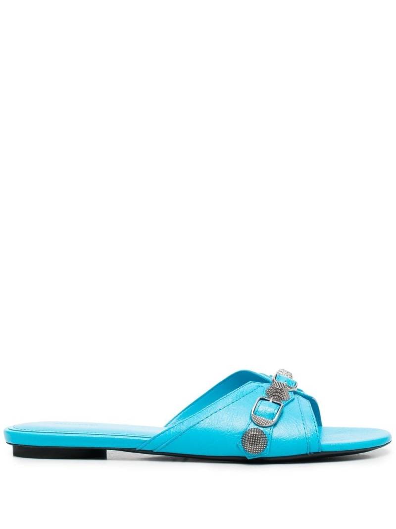 Balenciaga Cagole flat sandals - Blue von Balenciaga