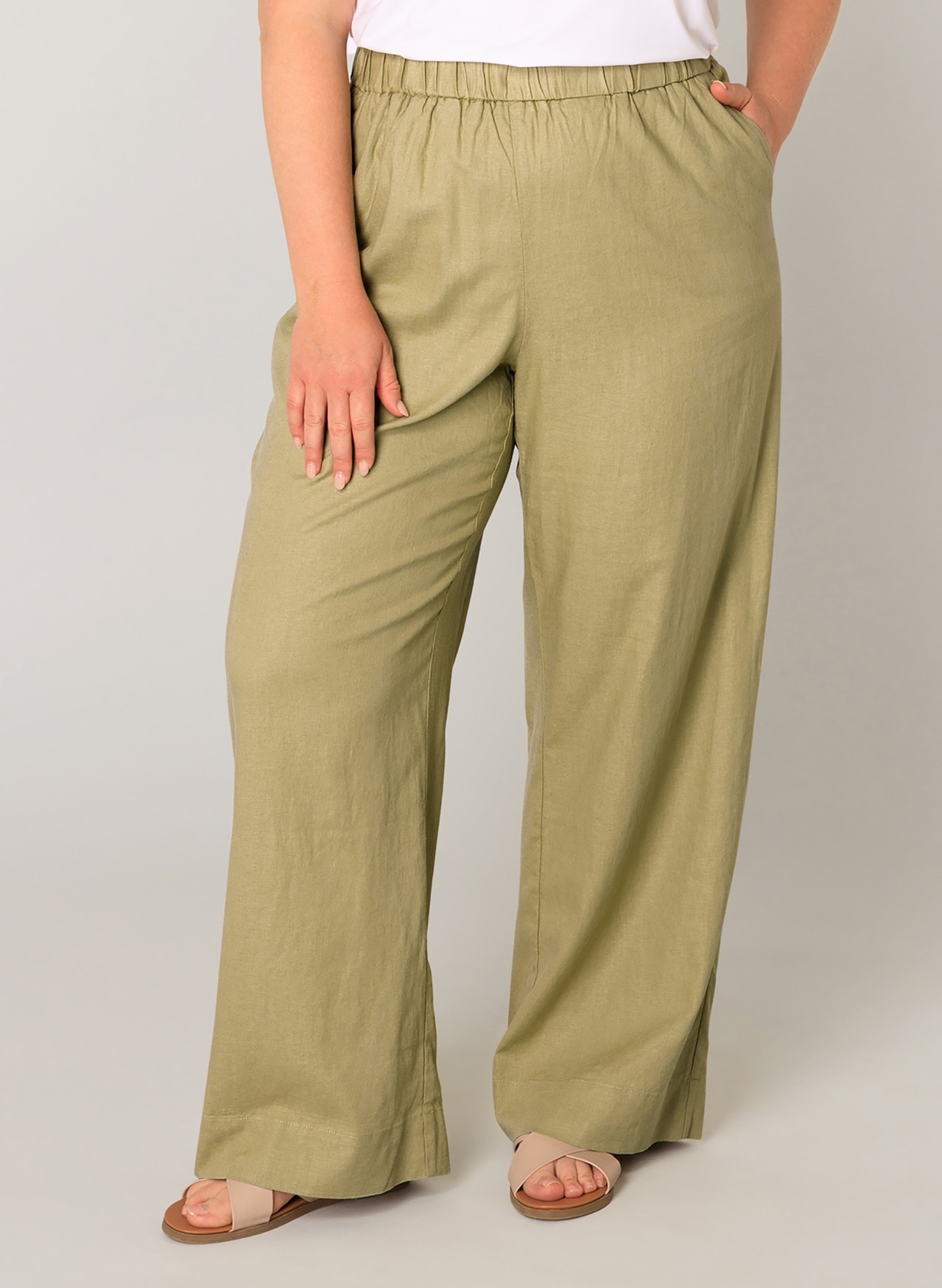 Base Level Curvy Leinenhose »Yula« Base Level Curvy Leinenhose »Yula« von Base Level Curvy