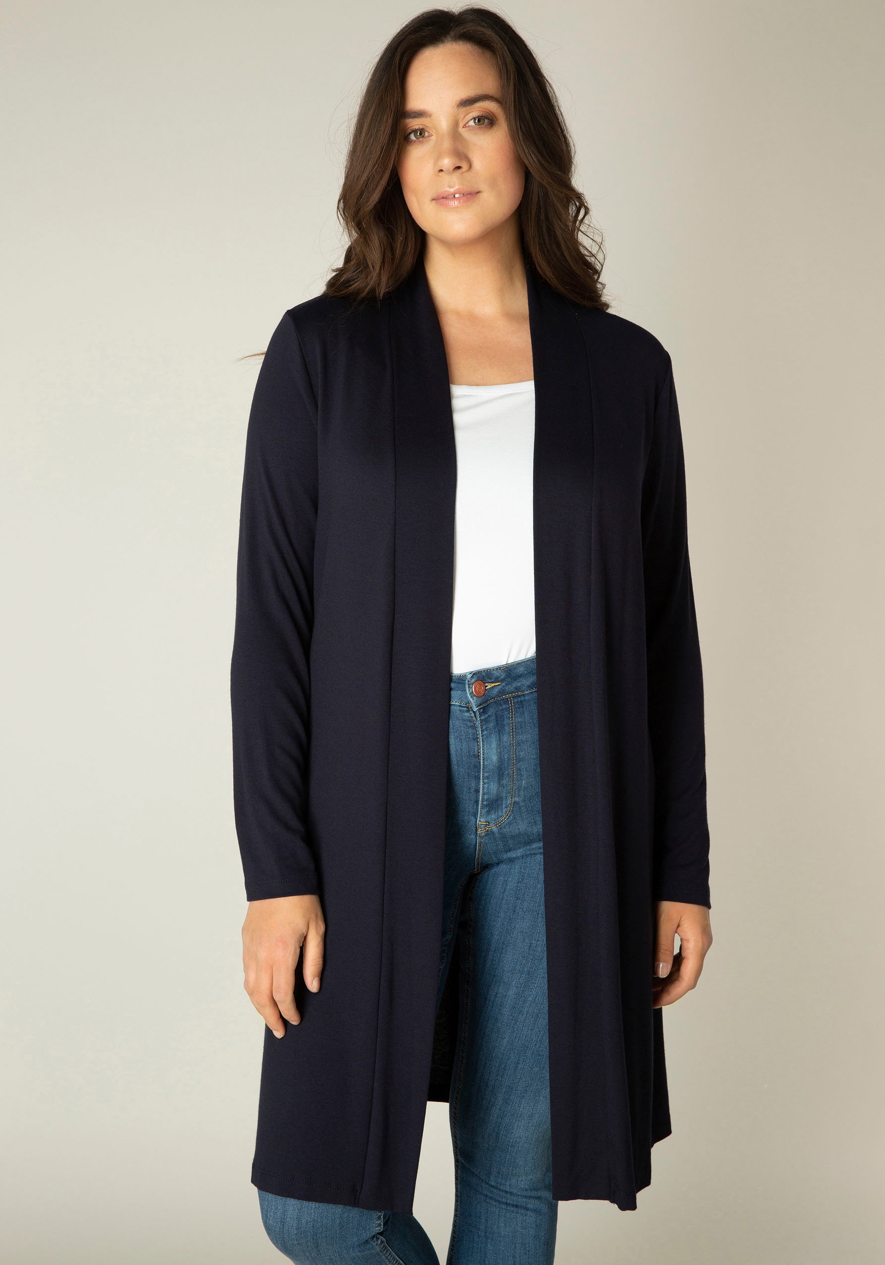 Base Level Curvy Longstrickjacke von Base Level Curvy