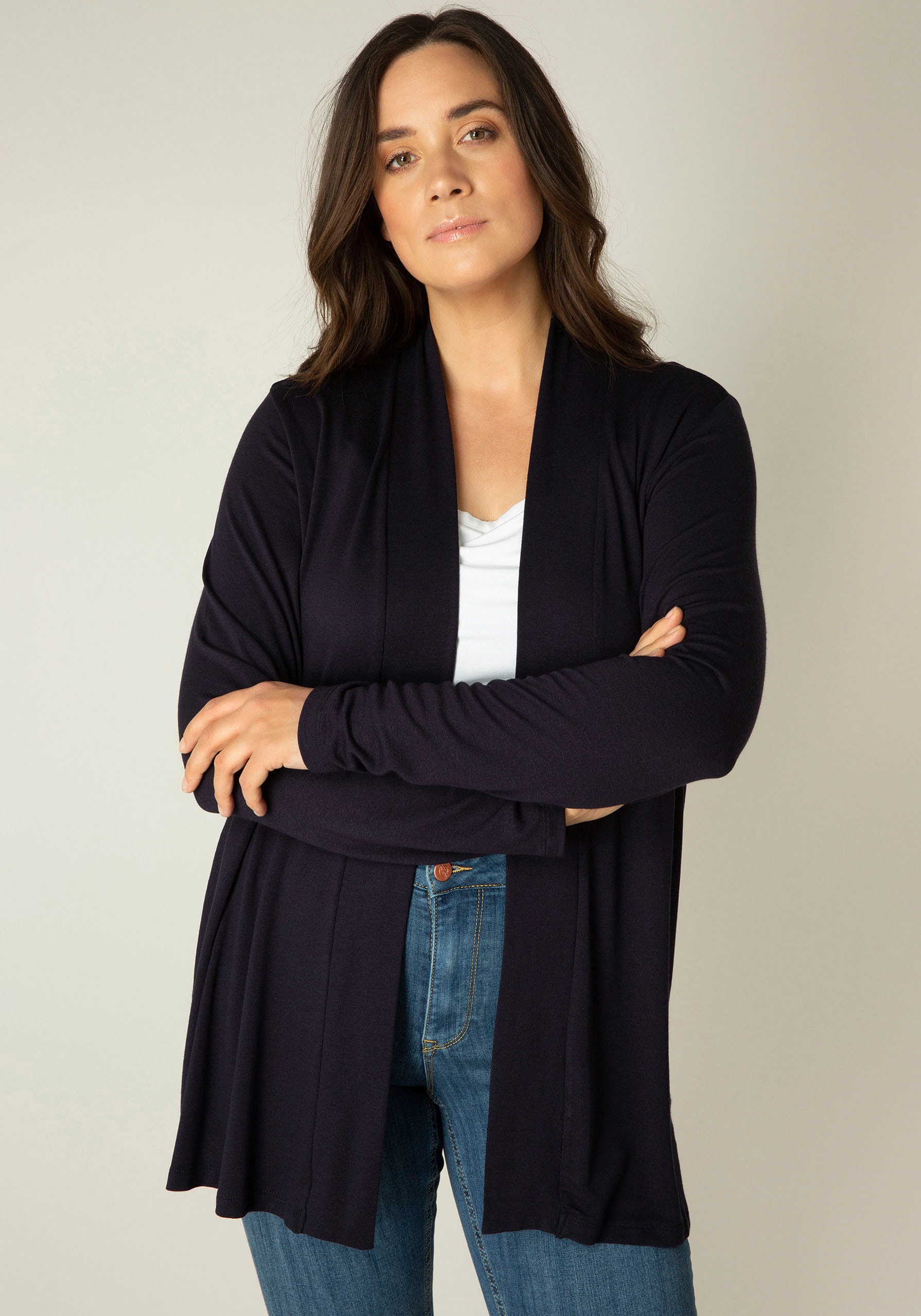 Base Level Curvy Strickjacke »Ayla«, im verschlusslosen Design Base Level Curvy Strickjacke »Ayla«, im verschlusslosen Design von Base Level Curvy